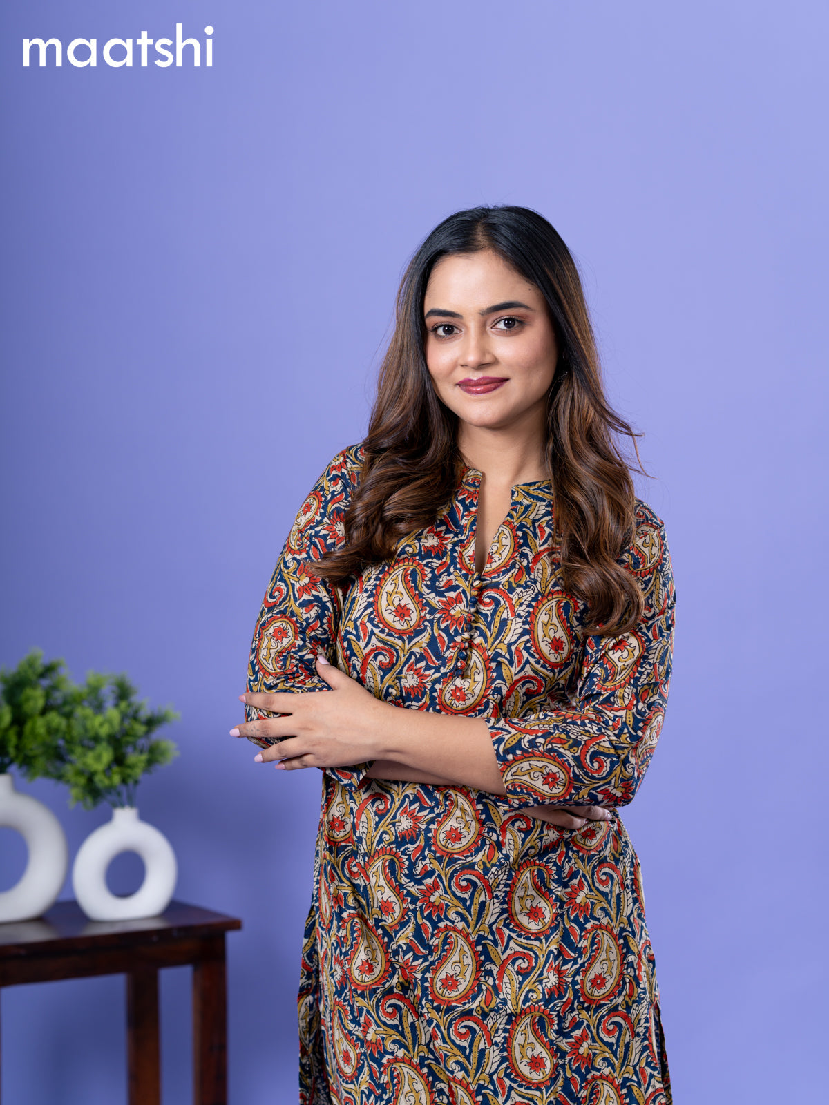 Cotton kurti navy blue and cream with allover kalamkari prints & simple neck pattern and without pant