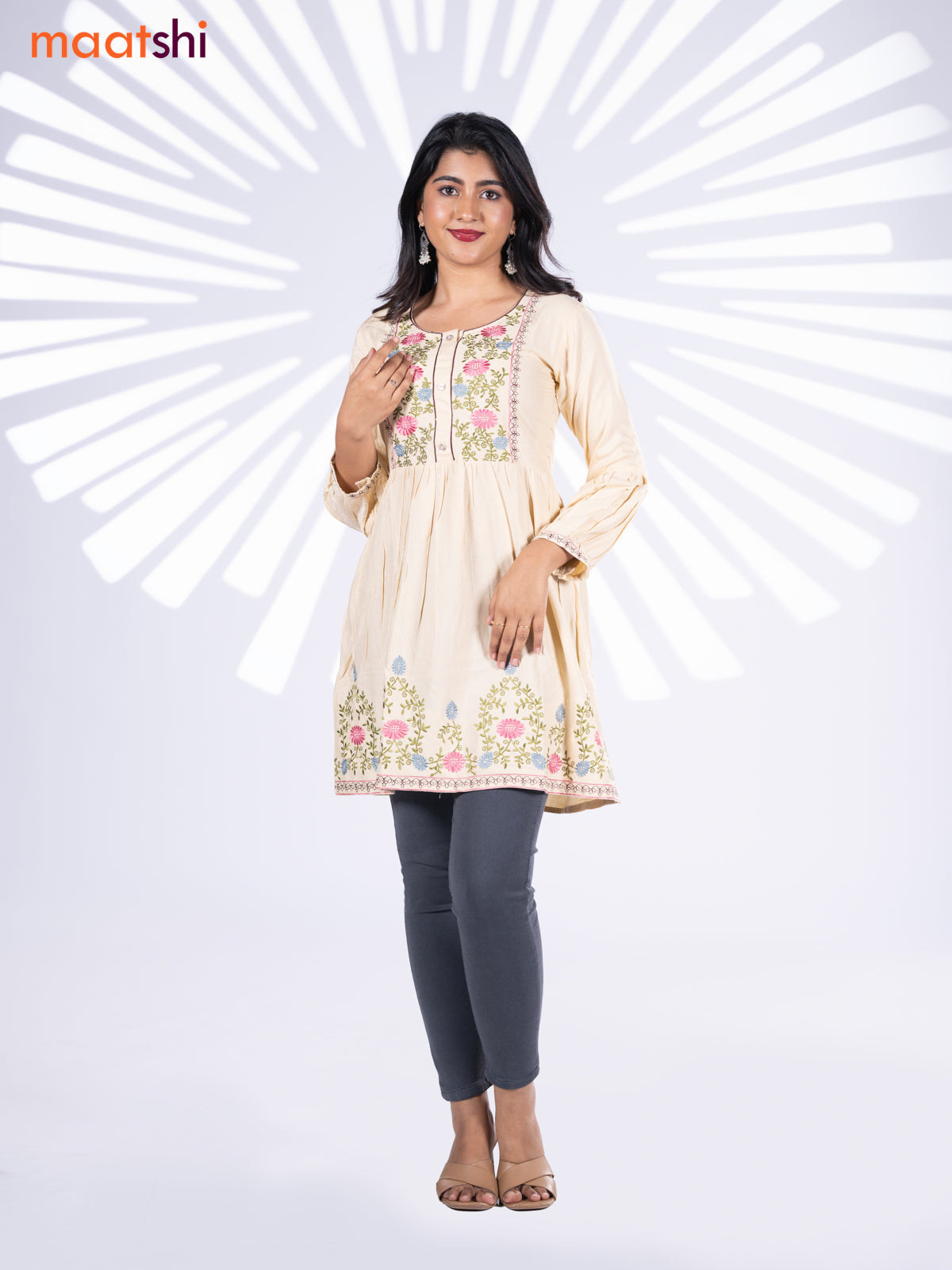 Cotton umbrella short kurti cream with plain body & embroidery work neck pattern and without pant