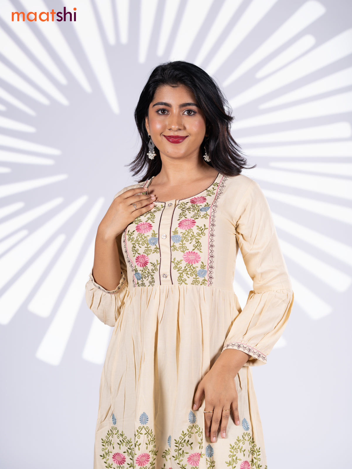 Cotton umbrella short kurti cream with plain body & embroidery work neck pattern and without pant