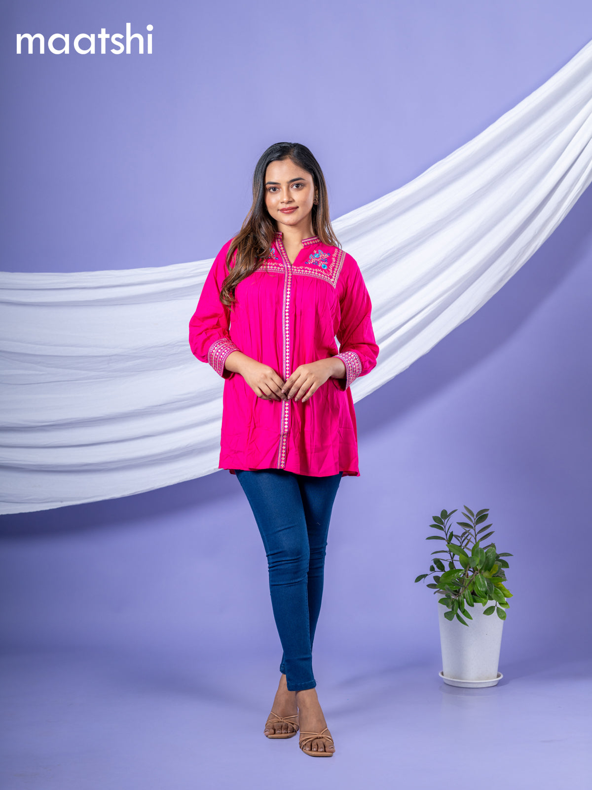 Cotton short kurti pink with plain body & embroidery work collar neck pattern and without pant