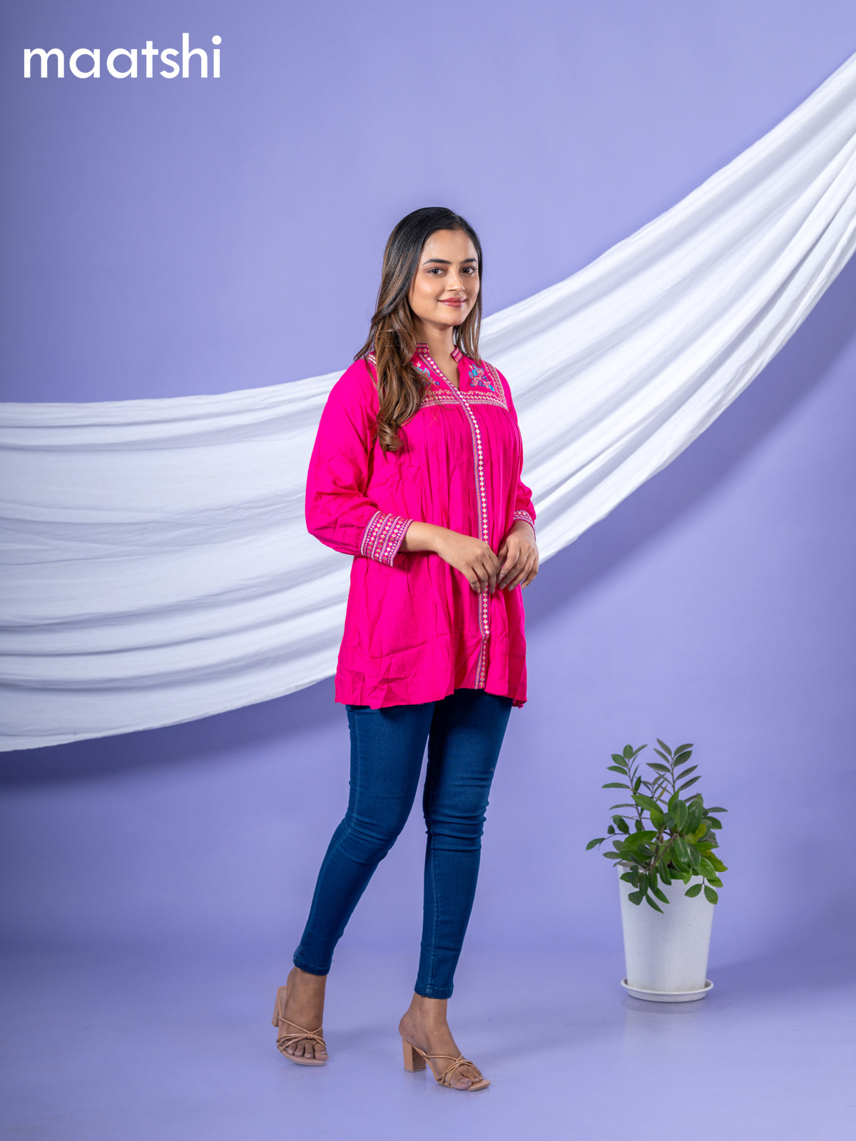 Cotton short kurti pink with plain body & embroidery work collar neck pattern and without pant