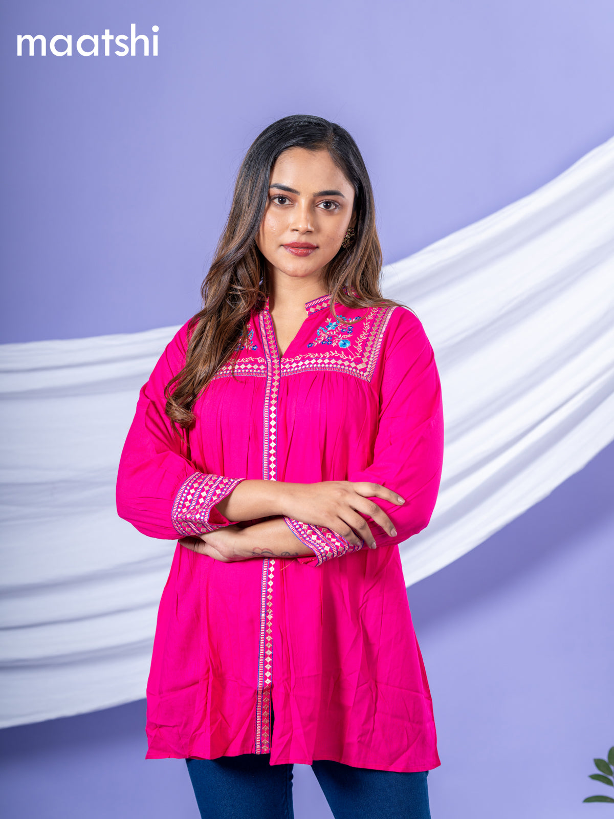 Cotton short kurti pink with plain body & embroidery work collar neck pattern and without pant