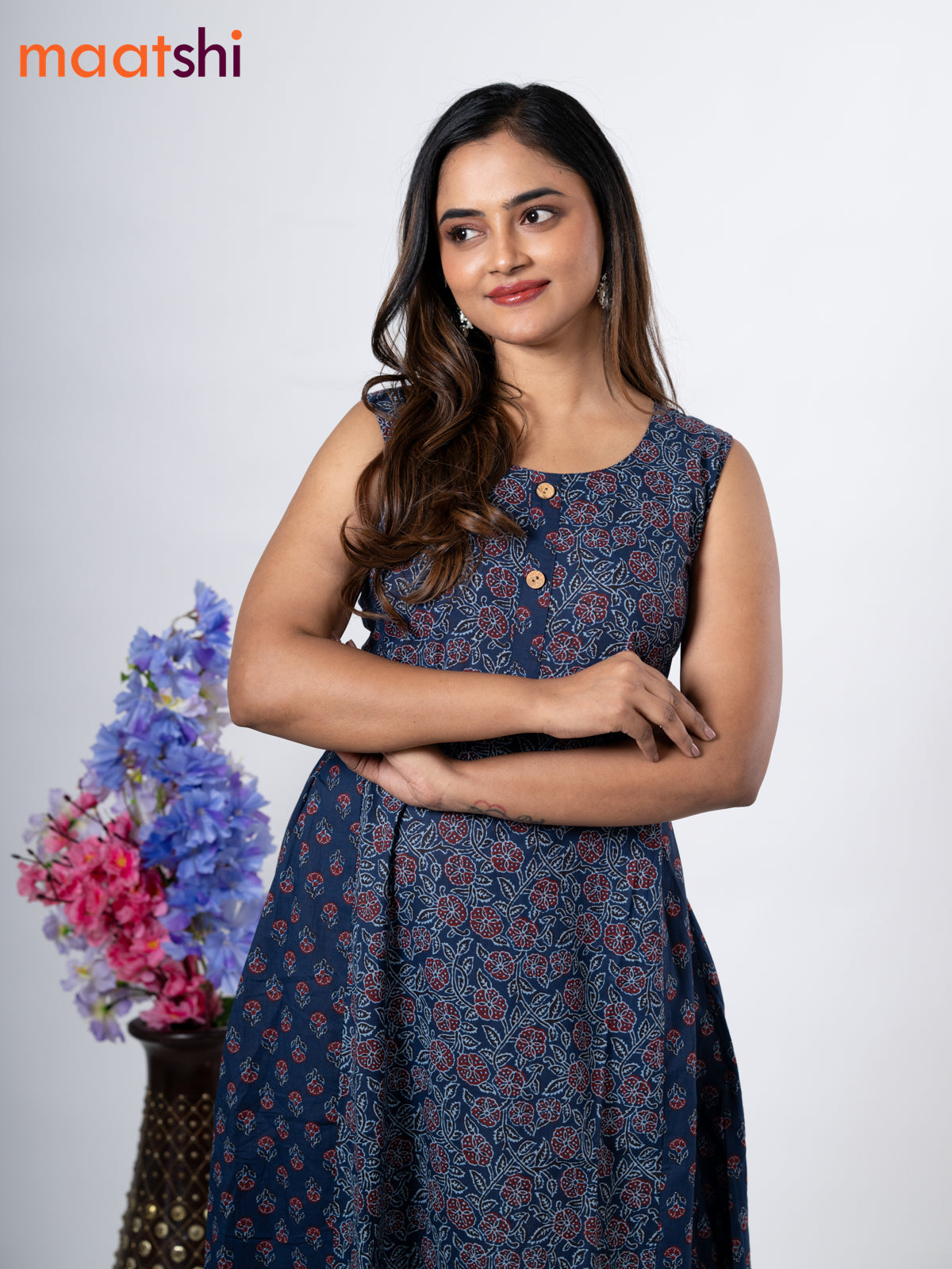 white christmas dresses Cotton anarkali kurti dark blue with allover floral prints & simple pa –  Maatshi