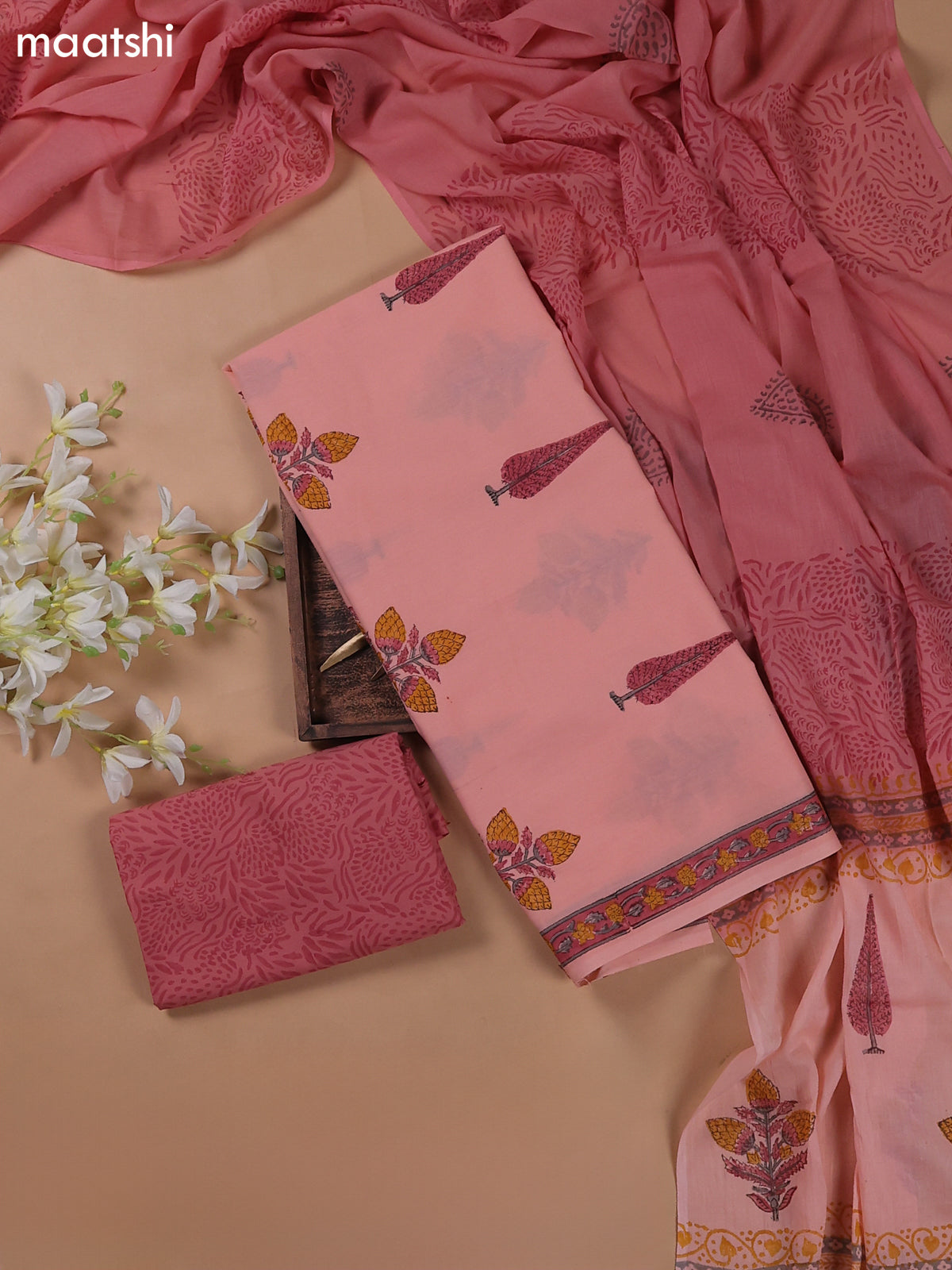 Peach Pink Mulmul Cotton Dress Materials With Butta Prints – Maatshi