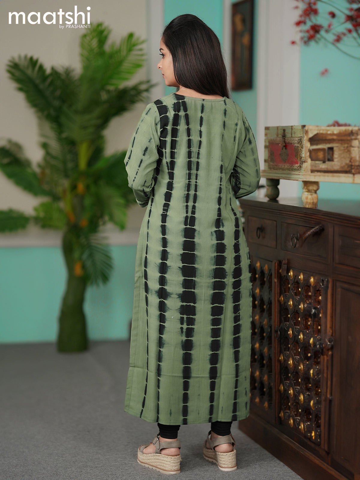 Chiffon kurti green shade with tie & dye prints embroidery mirror work neck pattern without pant