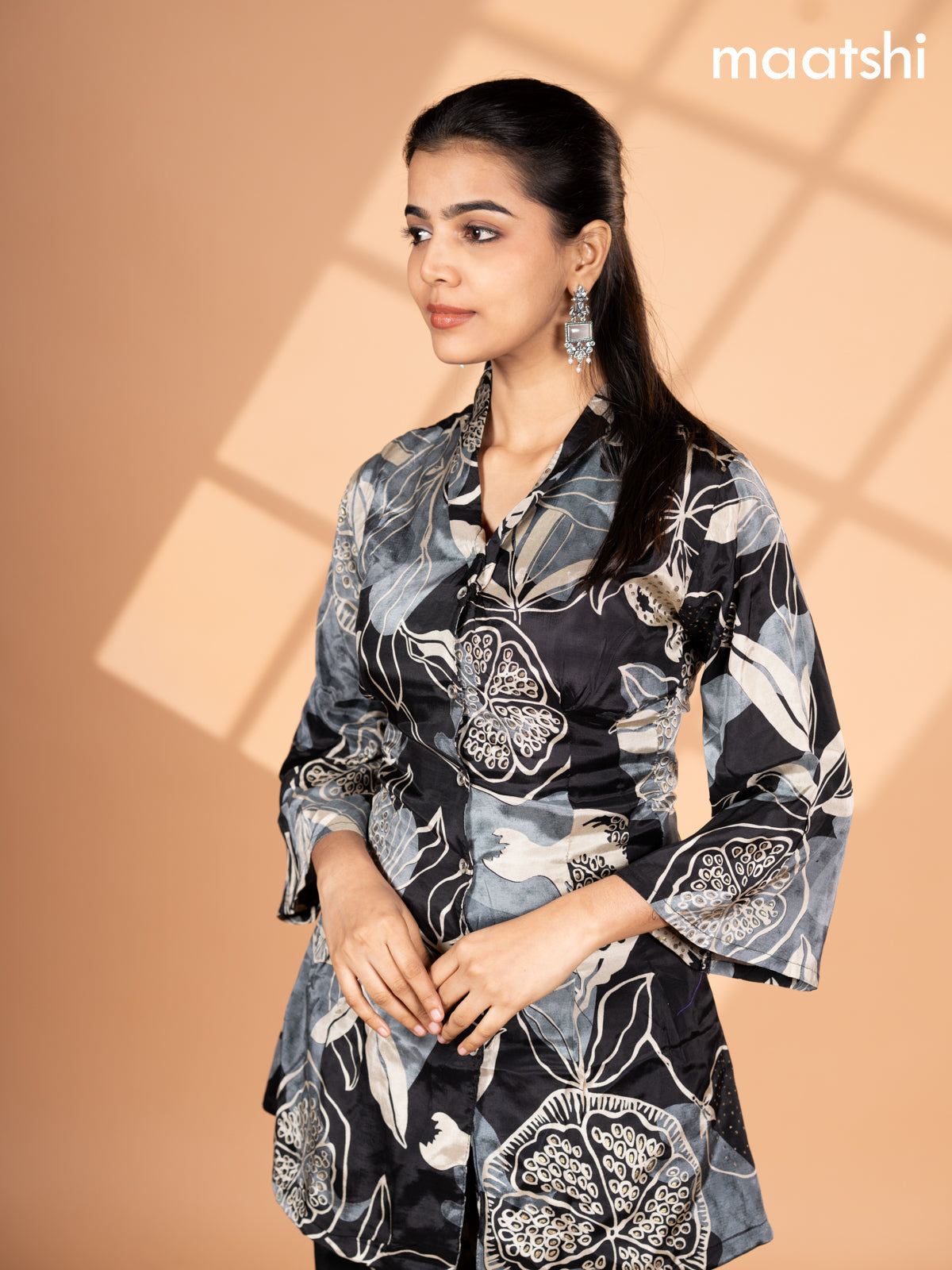 Crepe co-ord set black and grey cream with allover floral prints & collar neck pattern and straight cut pant