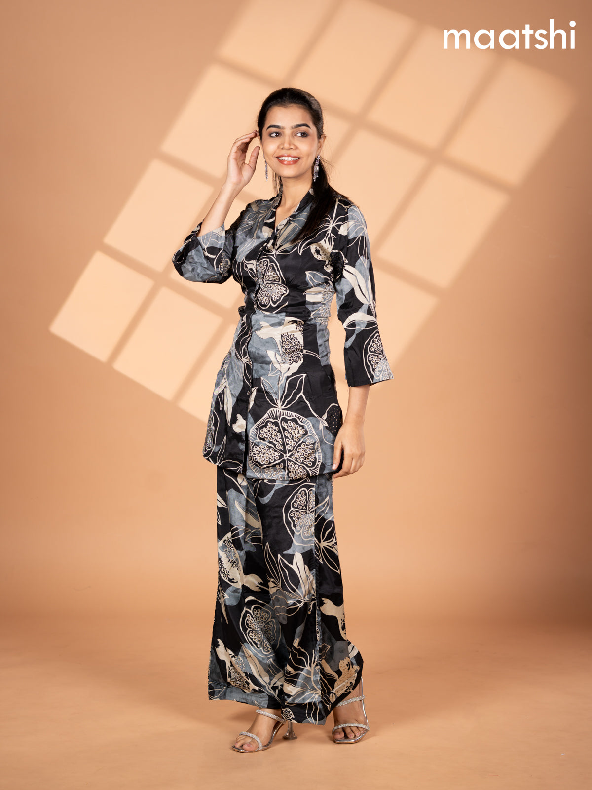 Crepe co-ord set black and grey cream with allover floral prints & collar neck pattern and straight cut pant