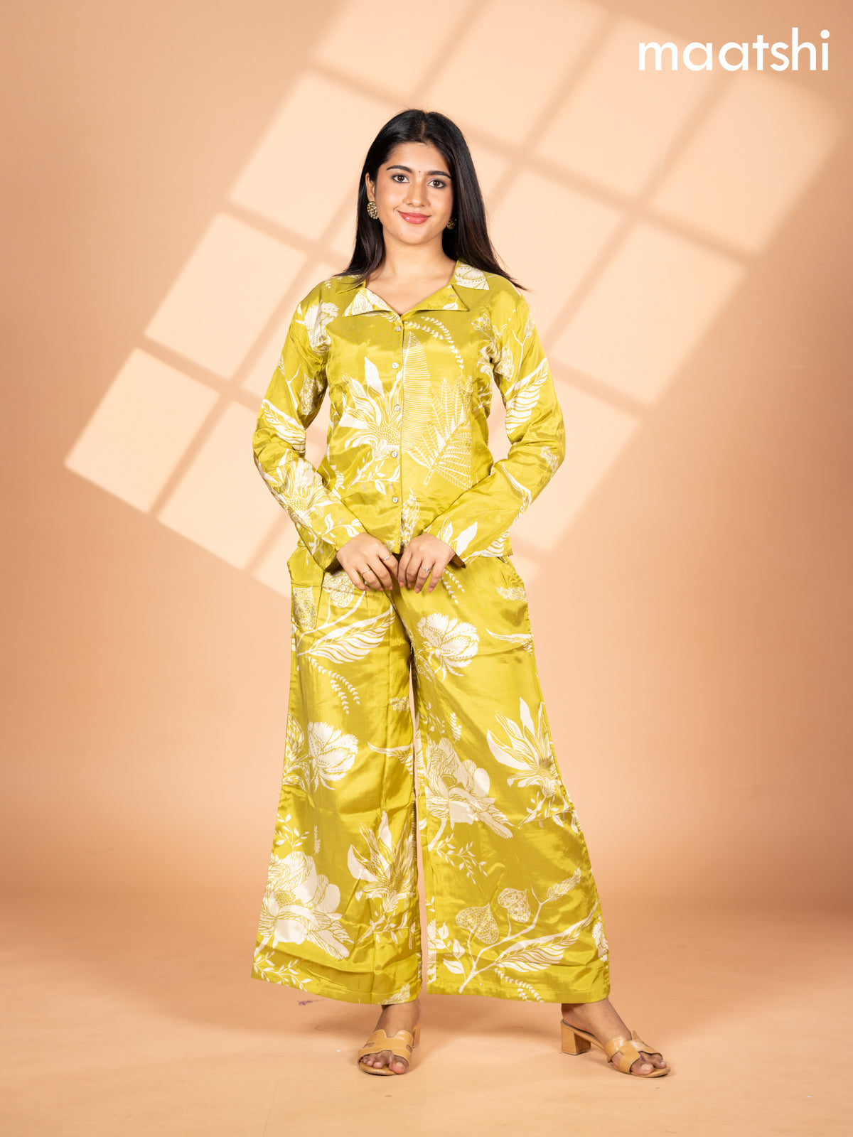Crepe co-ord set lime green and cream with allover floral prints & collar neck pattern and straight cut pant