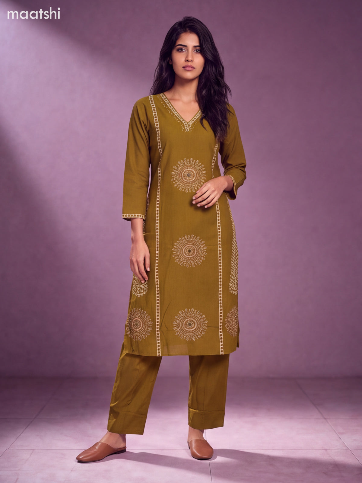 Drak Mehendi Green Cotton Bandhini Printed & Simple Embroidery Work Straight Suit