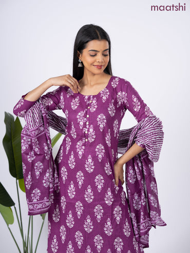 Semi cotton salwar suit purple and off white with allover butta prints & simple neck pattern and straight cut pant & dupatta