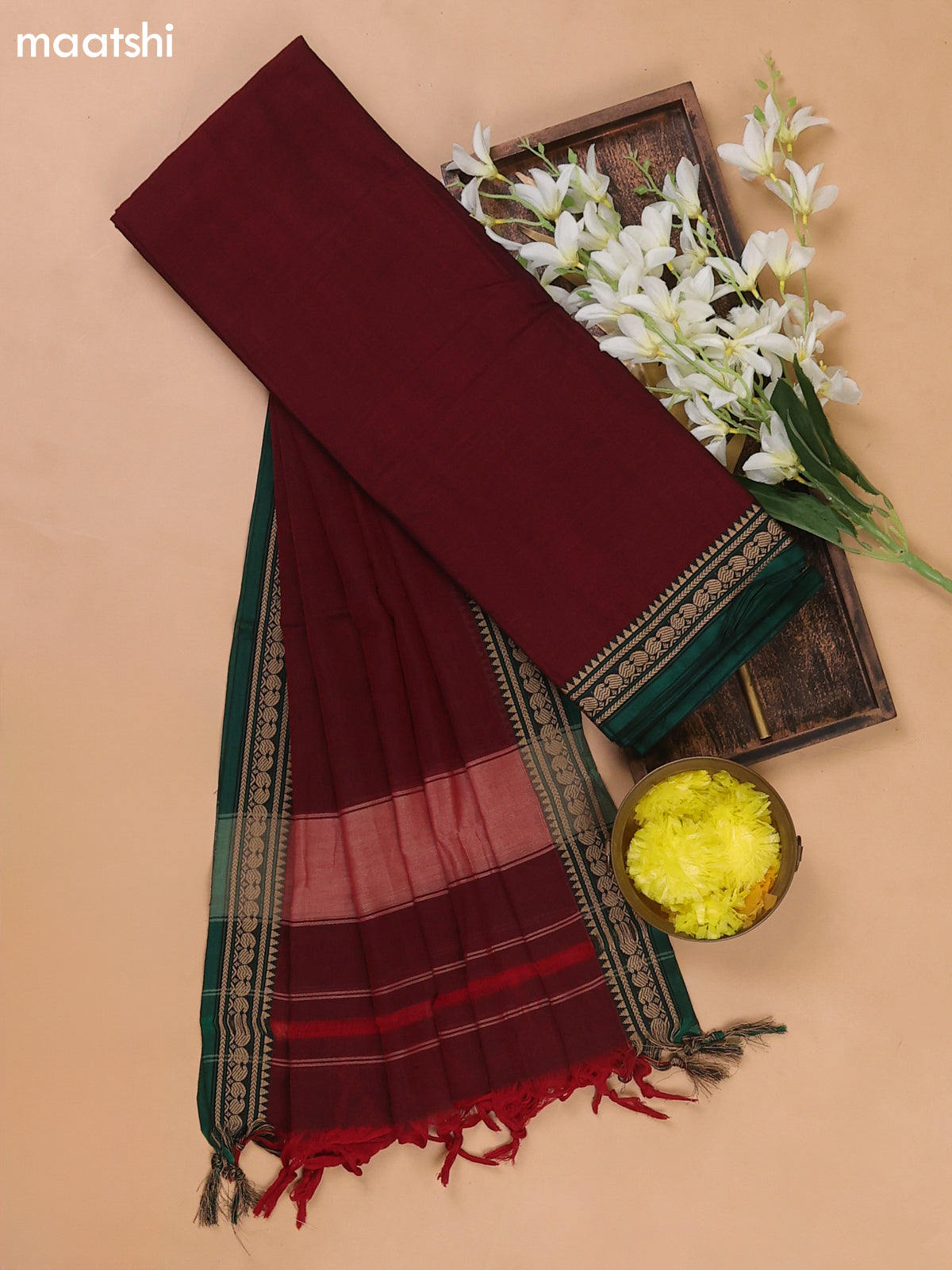 Maroon and Green Narayanpet Cotton Dress Materials With A Plain Body and Thread Woven Border