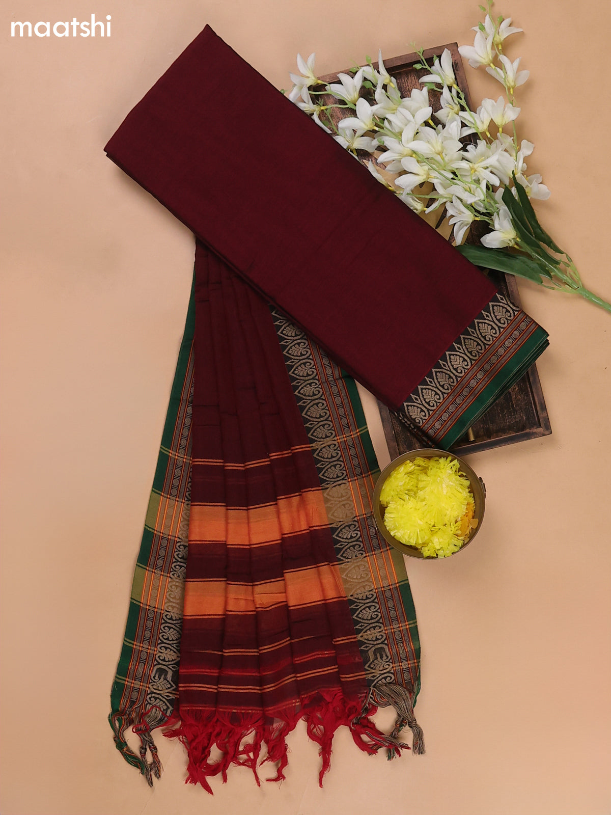 Maroon and Green Narayanpet Cotton Dress Materials With A Plain Body and Thread Woven Border