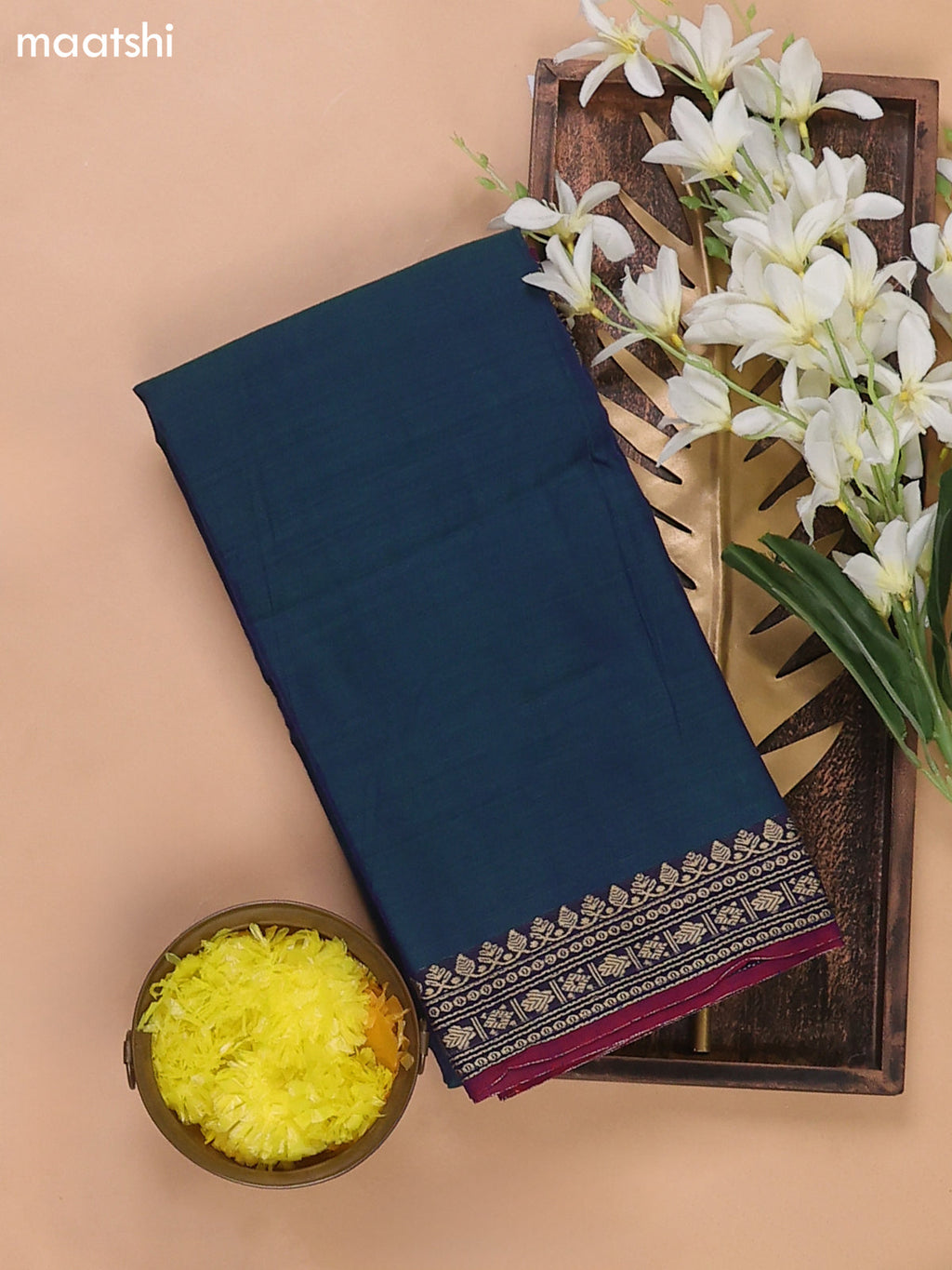 Dual Shade Of Bluish Green and Magenta Pink Narayanpet Cotton Dress Materials With A Plain Body and Thread Woven Border