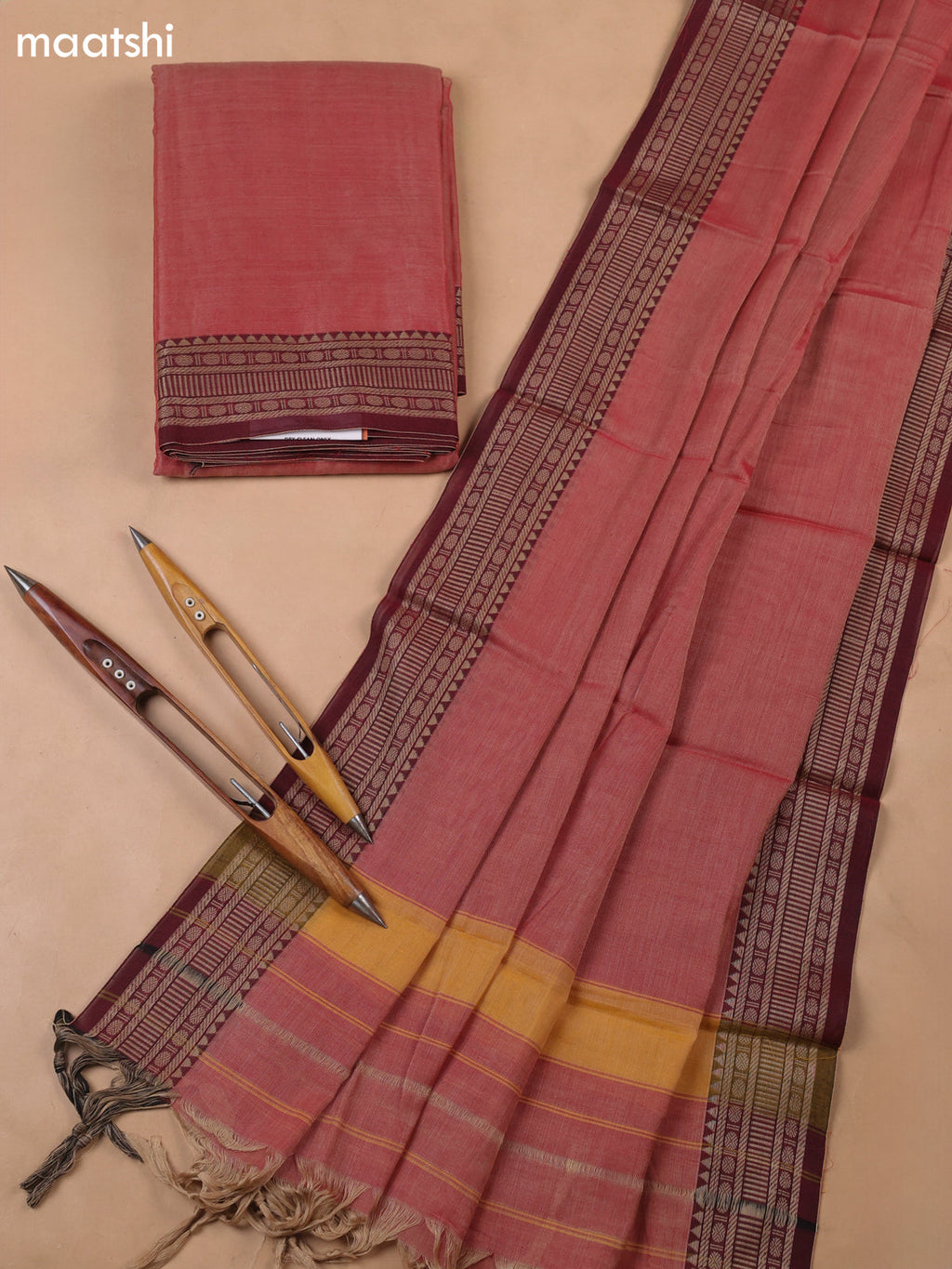 Dual Shade Of Pink Narayanpet Cotton Dress Materials With A Plain Body and Thread-Woven Border