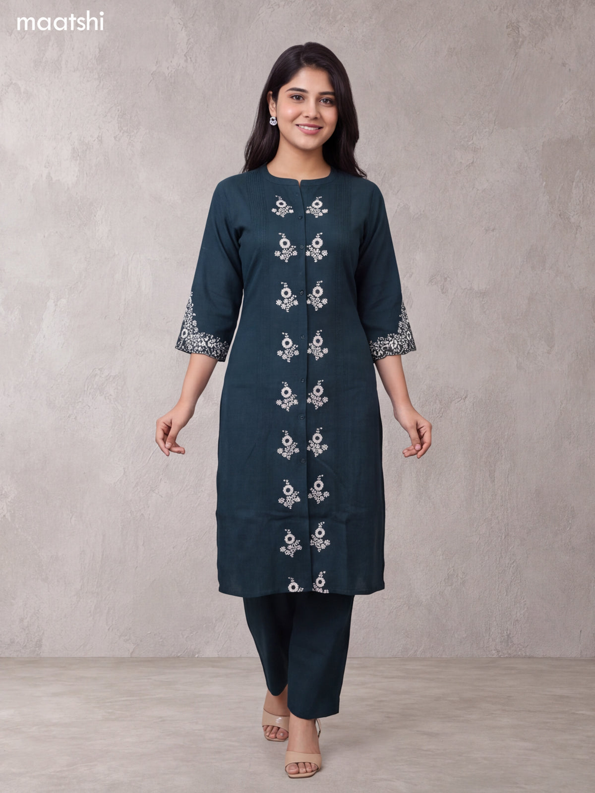 Green and Off White Cotton Floral Embroidery Work Kurti Set