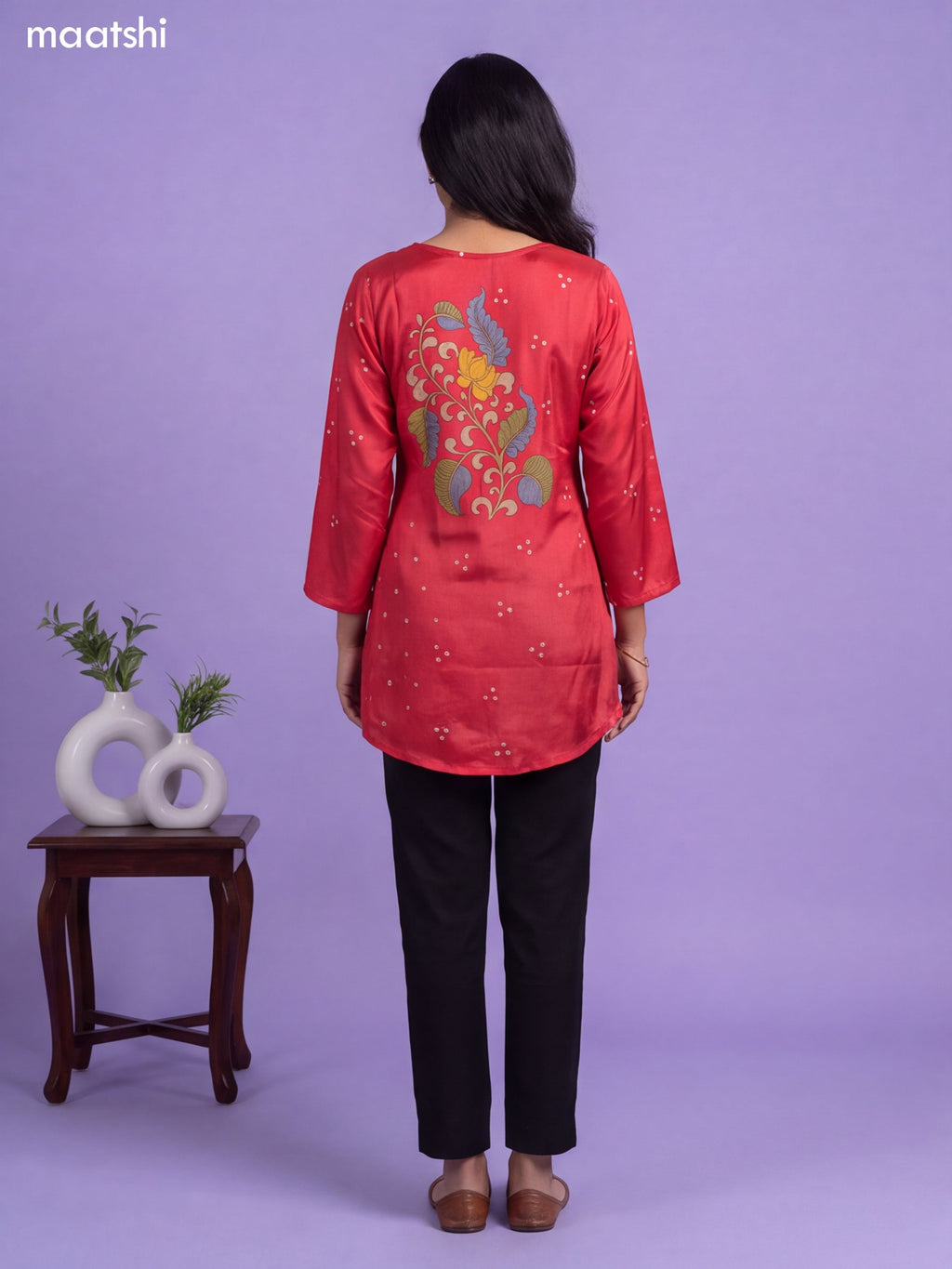 Reddish Pink Crepe Silk Kalamkari Printed Short Kurti