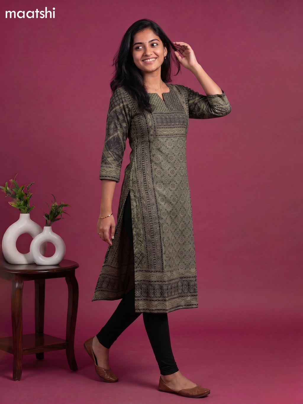 Mehandi Green and Black Muslin Printed Staight Kurti