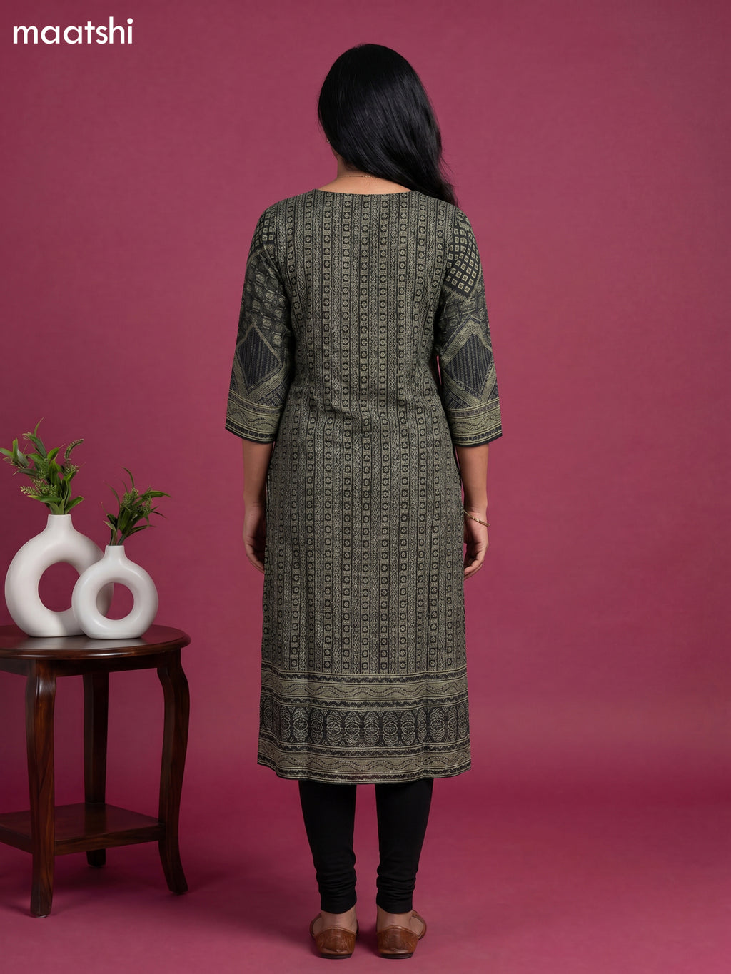 Mehandi Green and Black Muslin Printed Staight Kurti