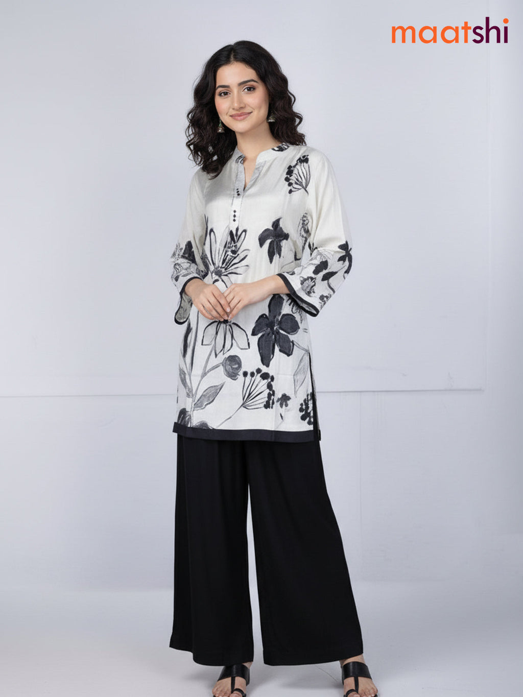 Pastel Grey and Black Muslin Floral Printed Kurti Set