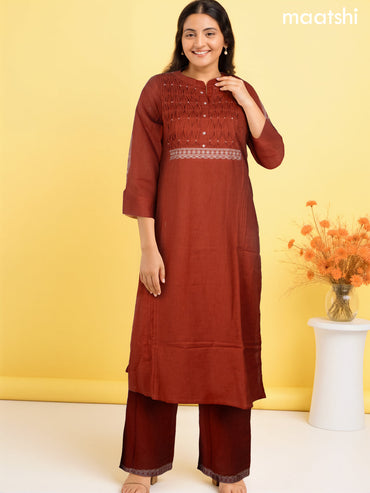 Cotton kurti set rust shade with pintuck design & embroidery work neck pattern and straight cut pant