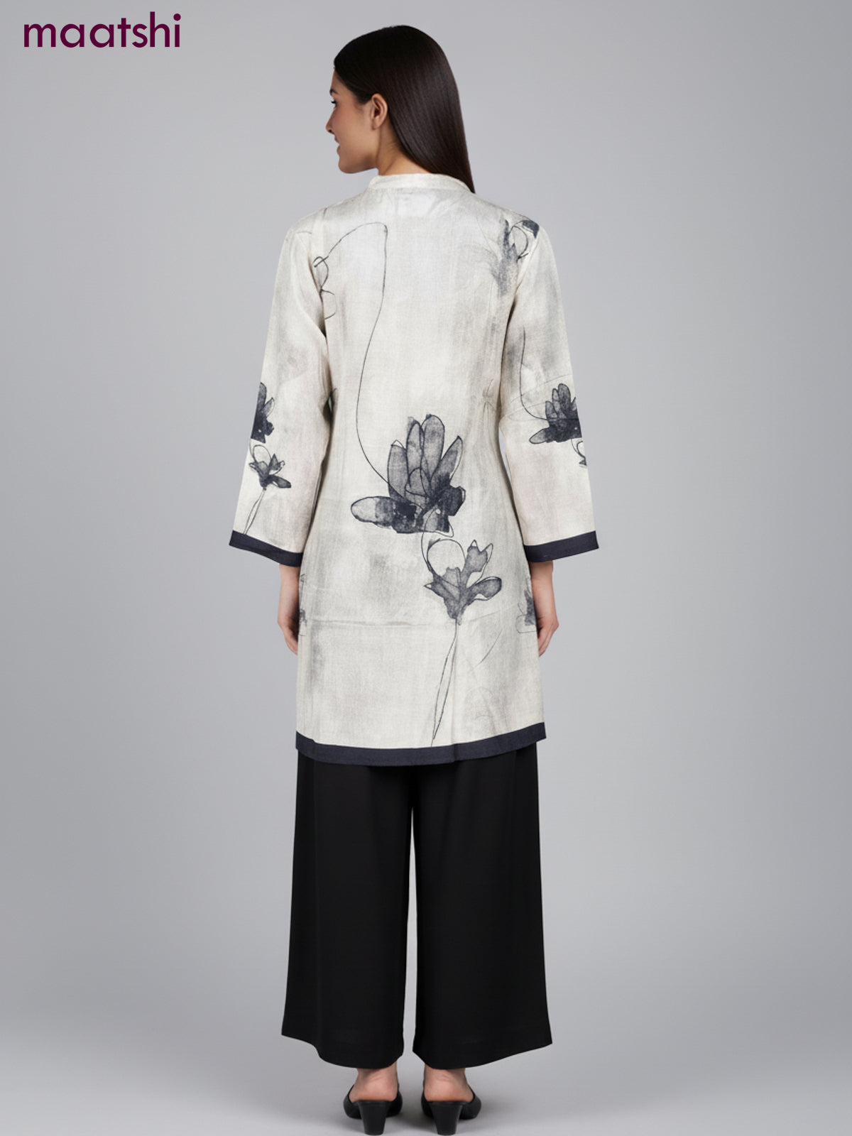 Muslin kurti set paslet grey with floral prints & embroidery beaded work neck pattern and and palazzo pant