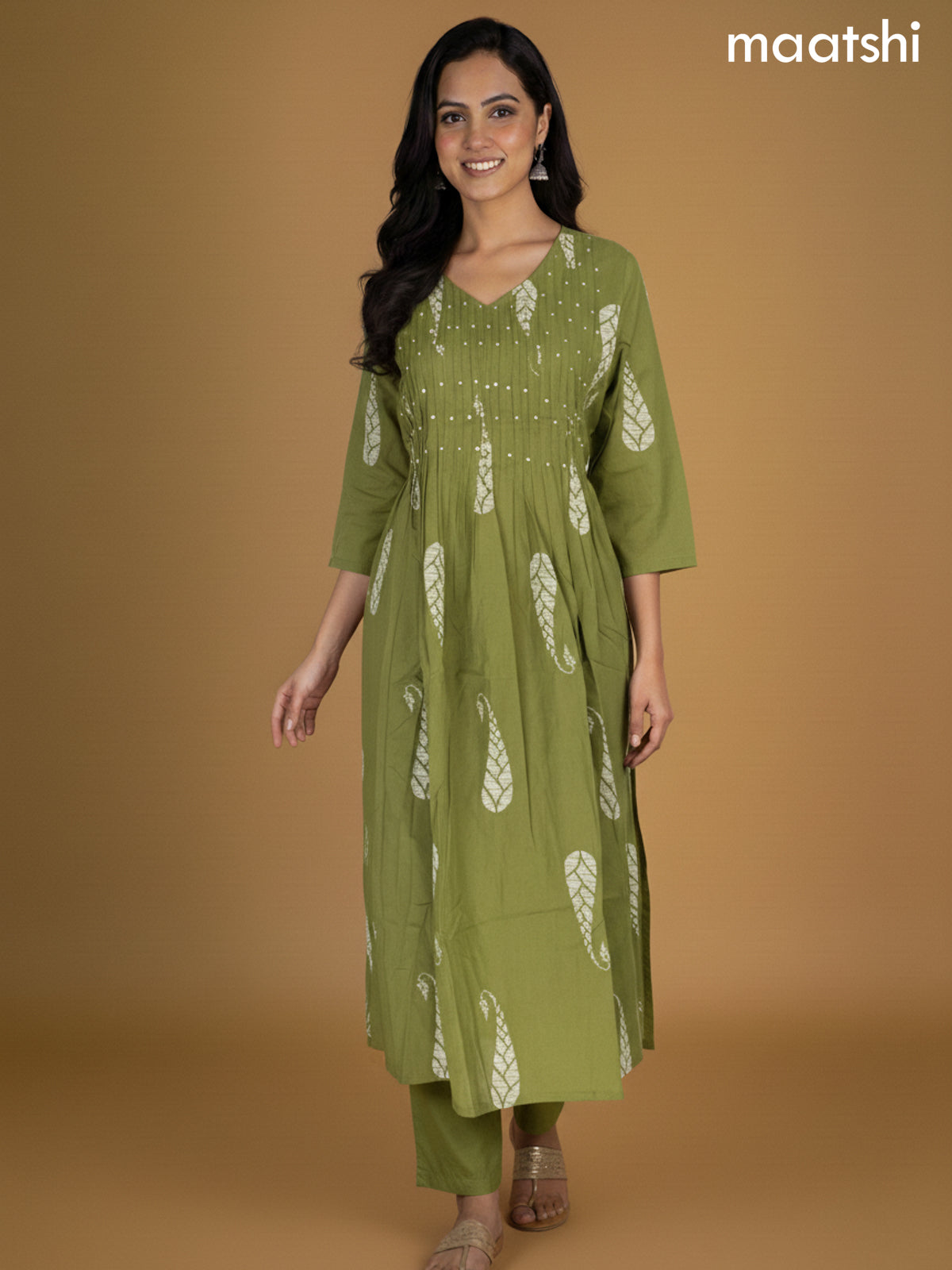 Green Cotton Printed Straight Suit