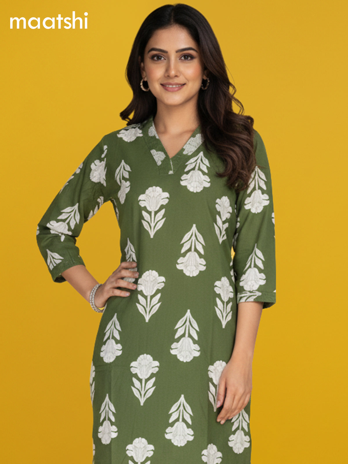 Green Cotton Printed Straight Suit