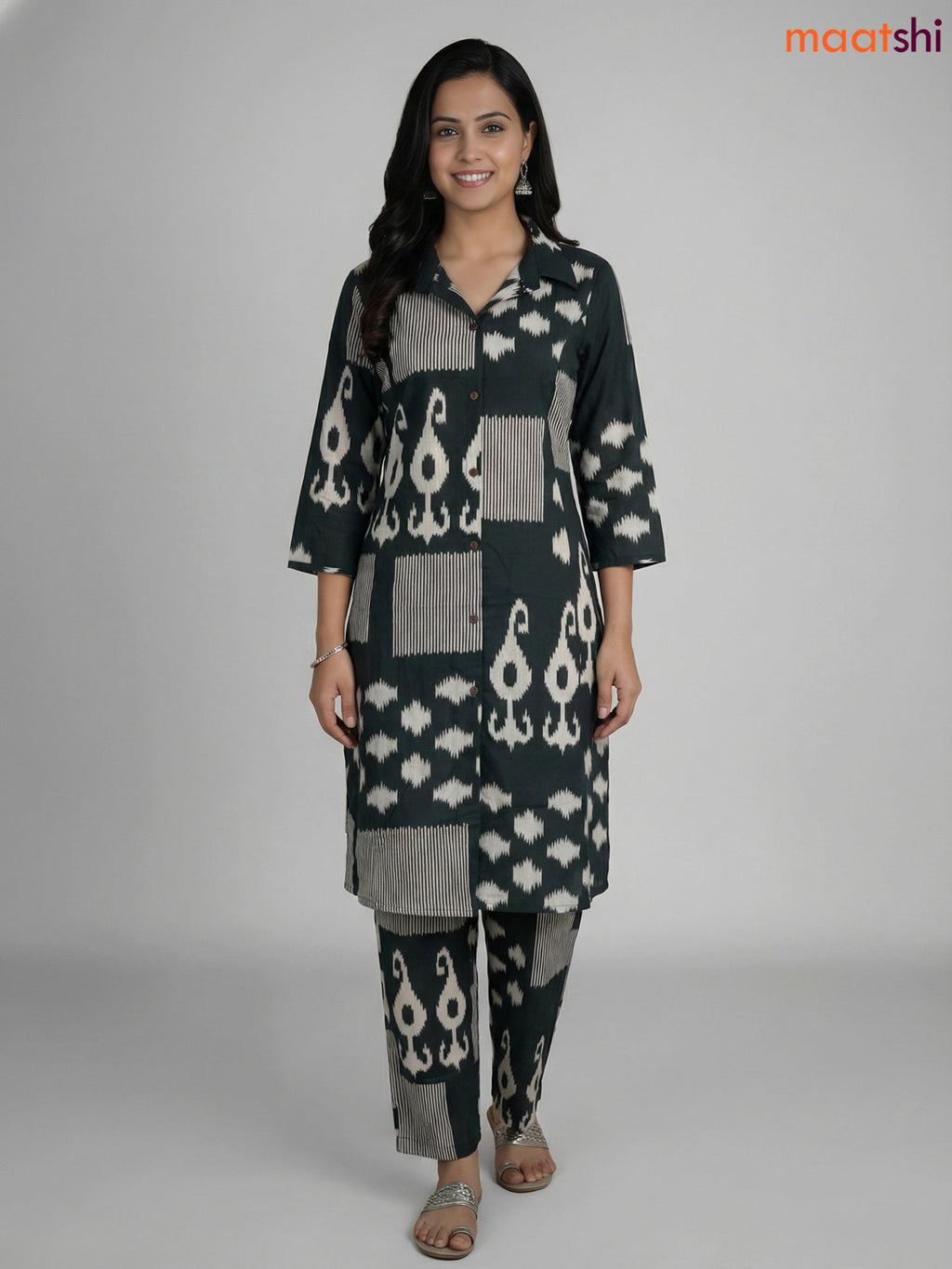 Green and Off White Cotton Ikat Printed Co-Ord Set