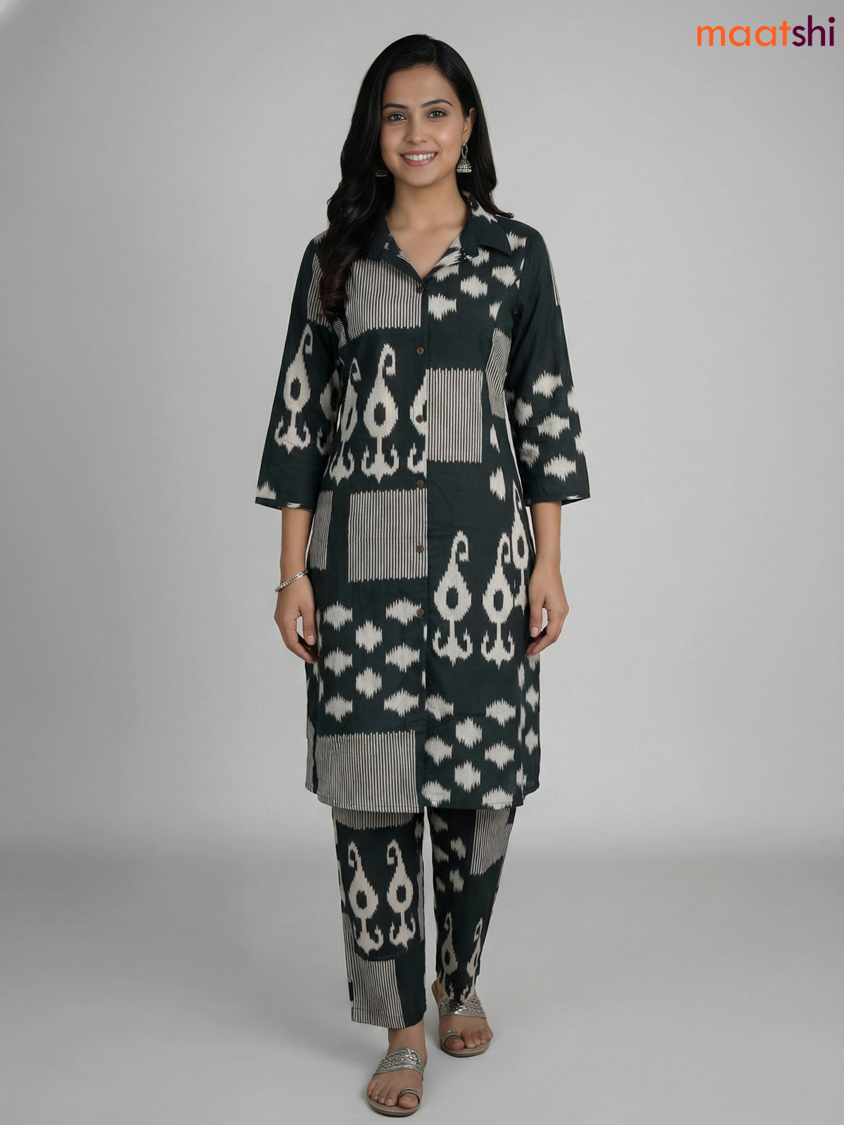 Green and Off White Cotton Ikat Printed Co-Ord Set