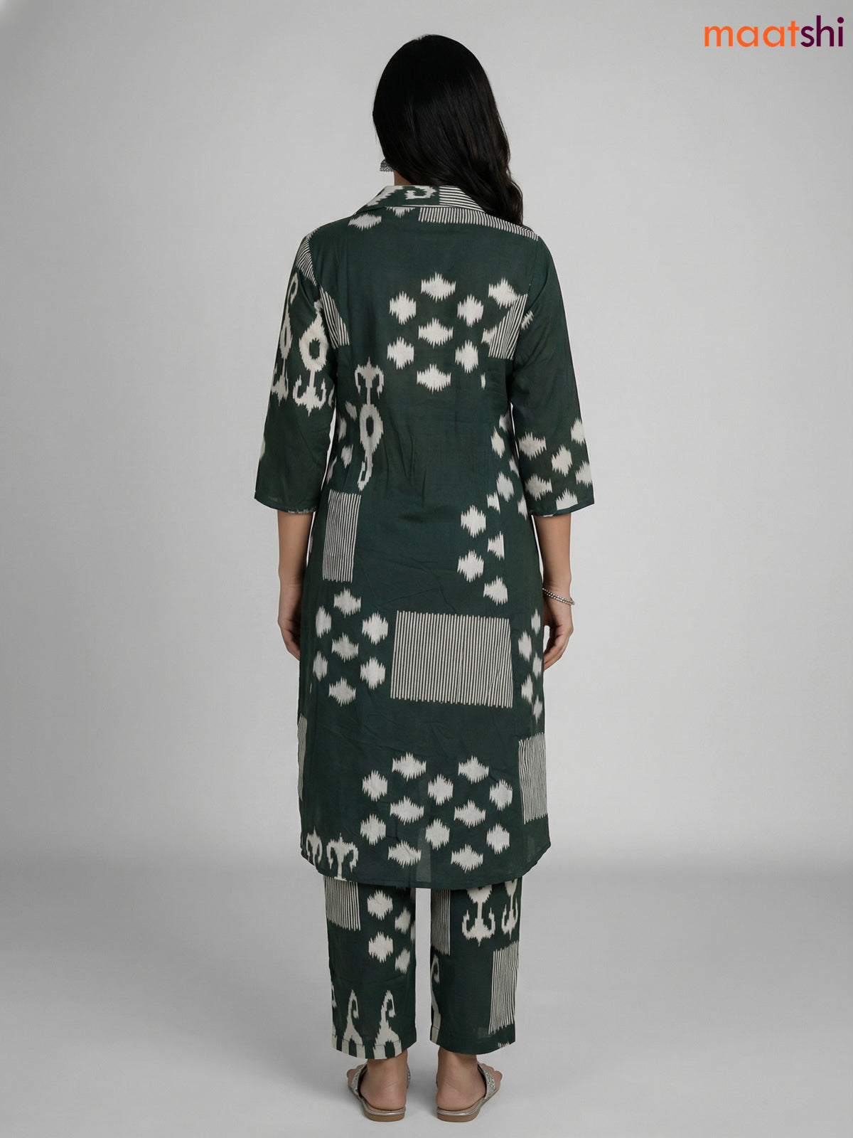 Green and Off White Cotton Ikat Printed Co-Ord Set