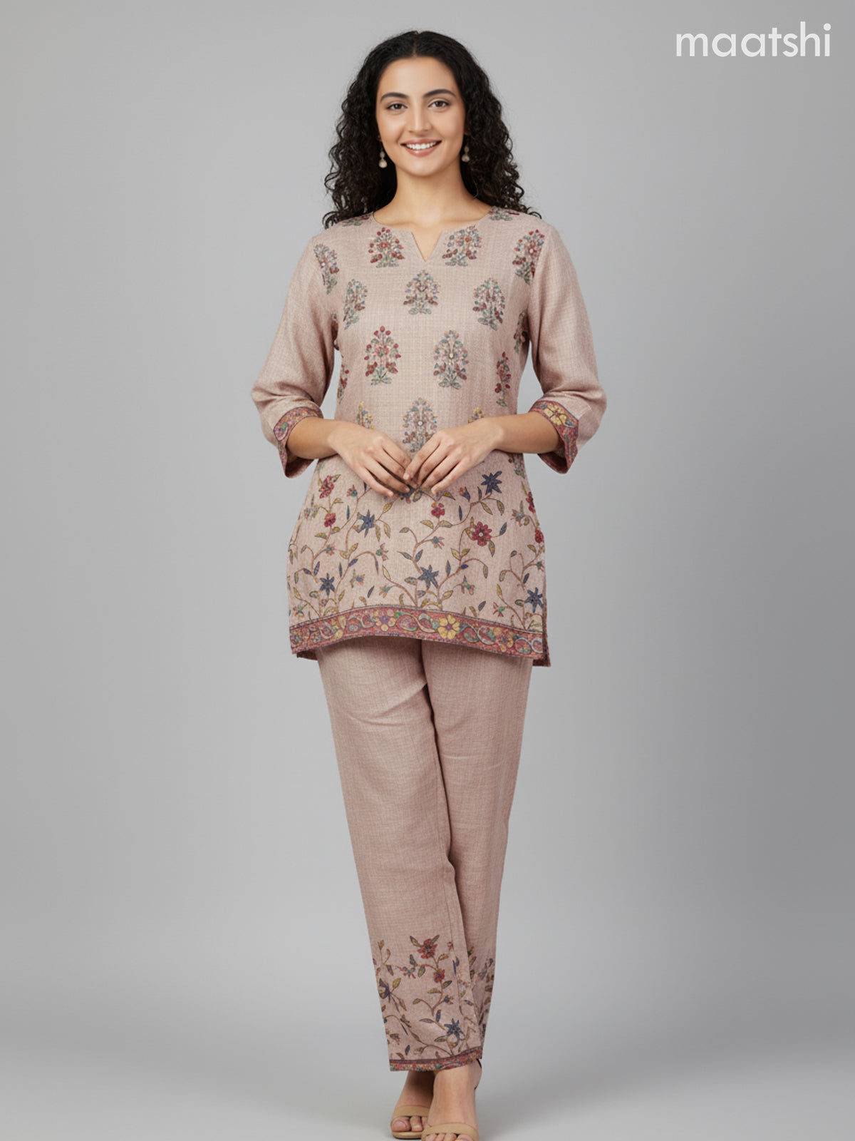 Short co-ord set pastel brown with floral prints & kantha stich work and straight cut pant