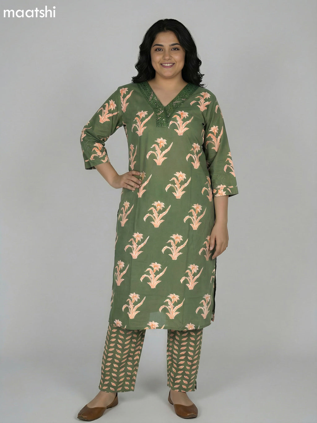 Green Cotton Printed Straight Suit