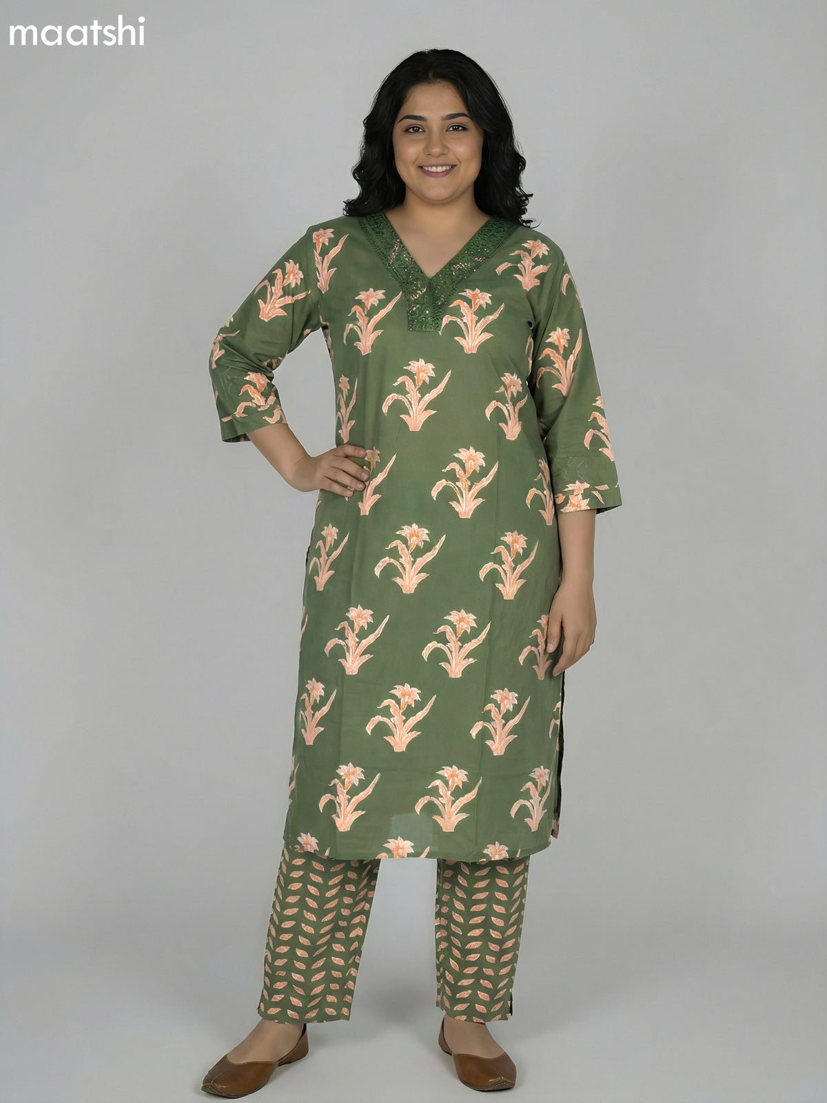 Green Cotton Printed Straight Suit