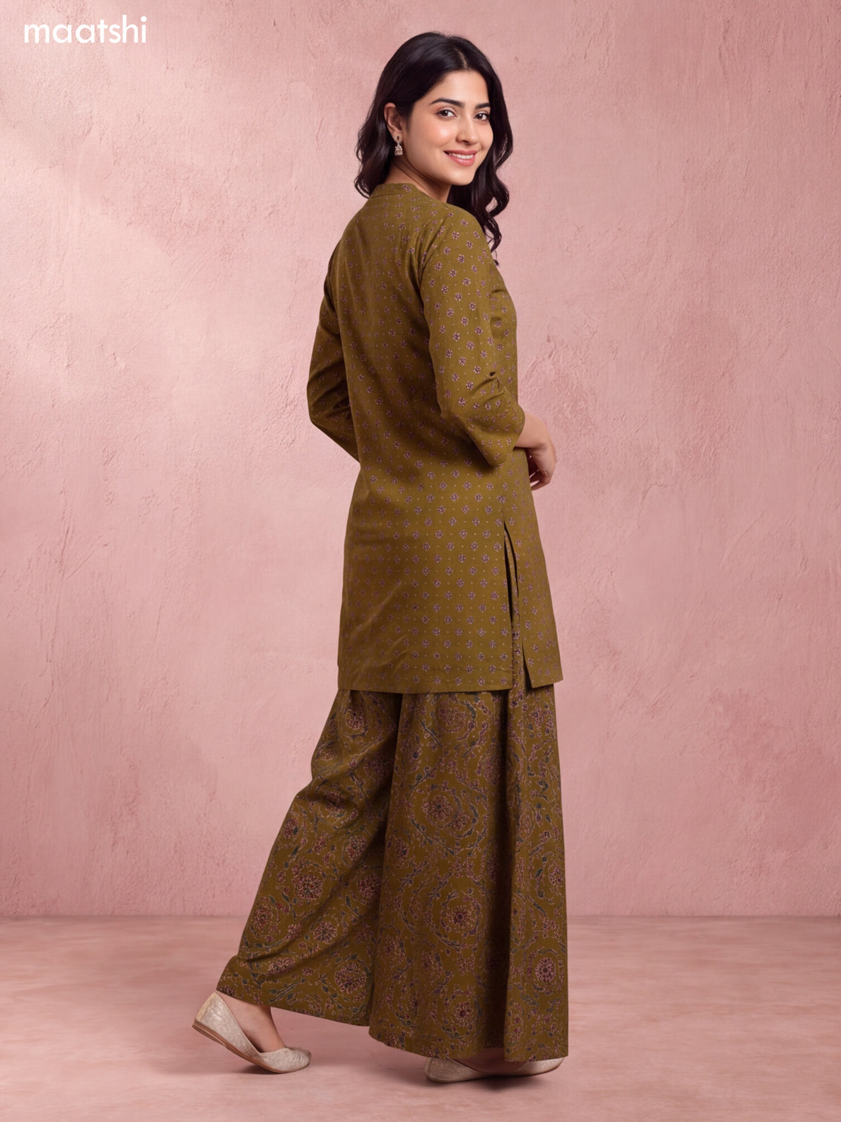 Mehendi Green Cotton Printed & Embroidery Work Short Straight Suit