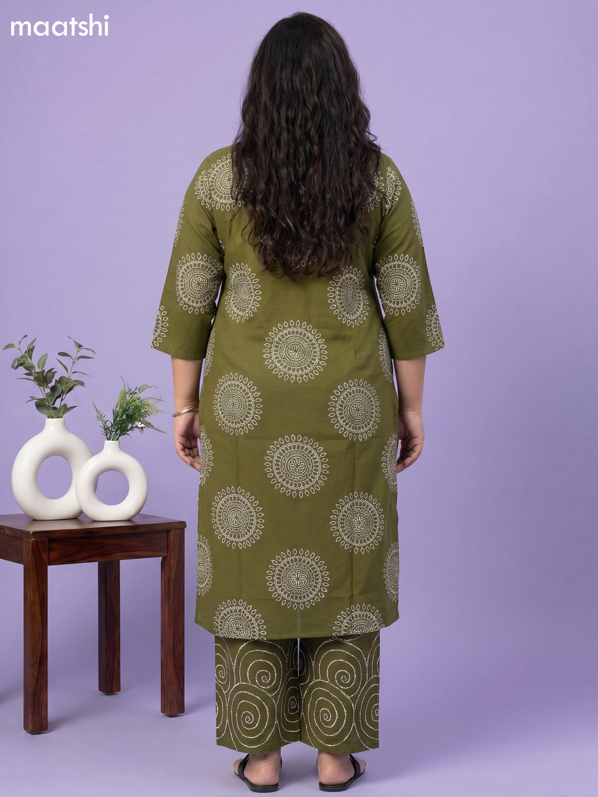 Mehendi Green Cotton Bandhini Printed Straight Suit