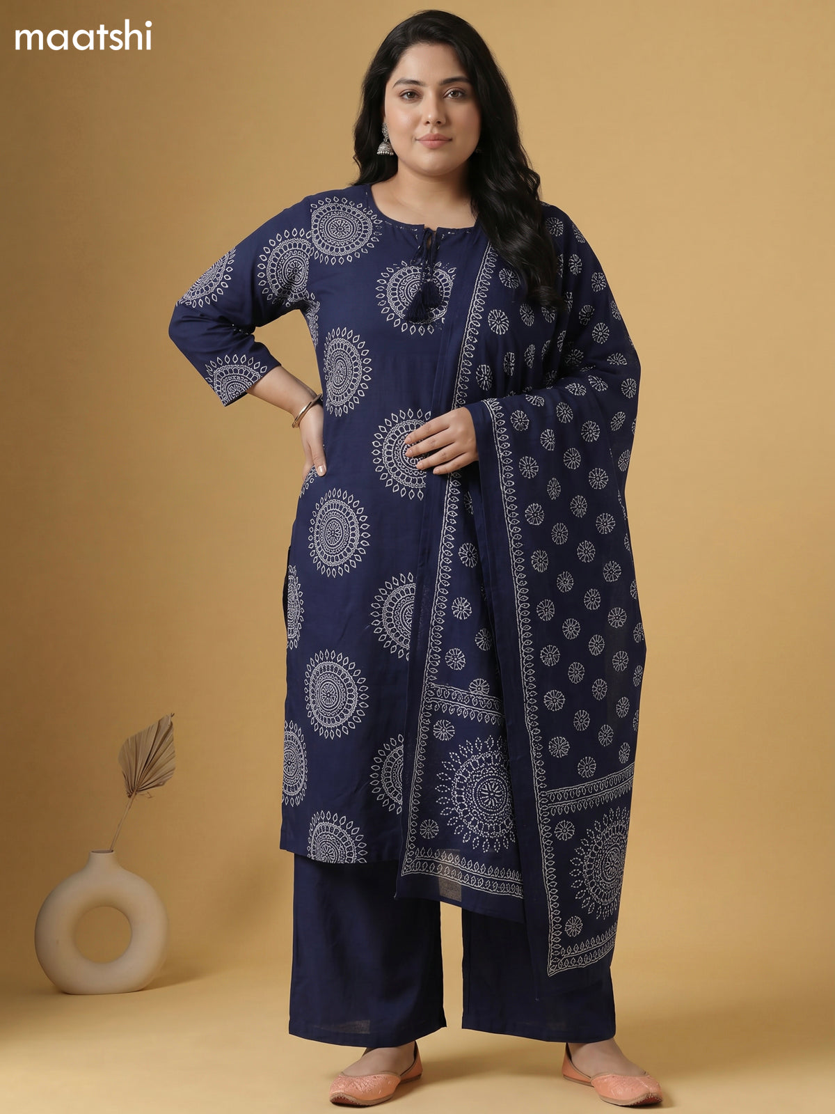 Navy Blue Cotton Bandhini Printed Straight Suit