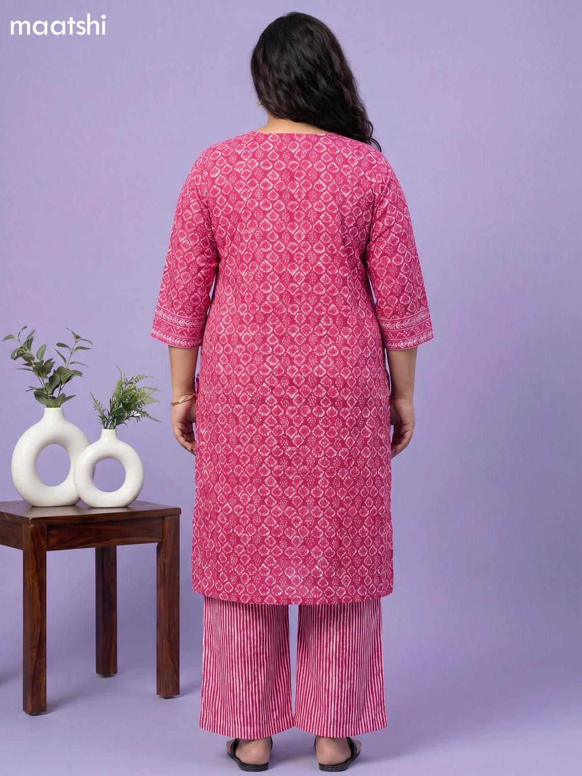Pink and Off White Cotton Batik Printed Straight Suit