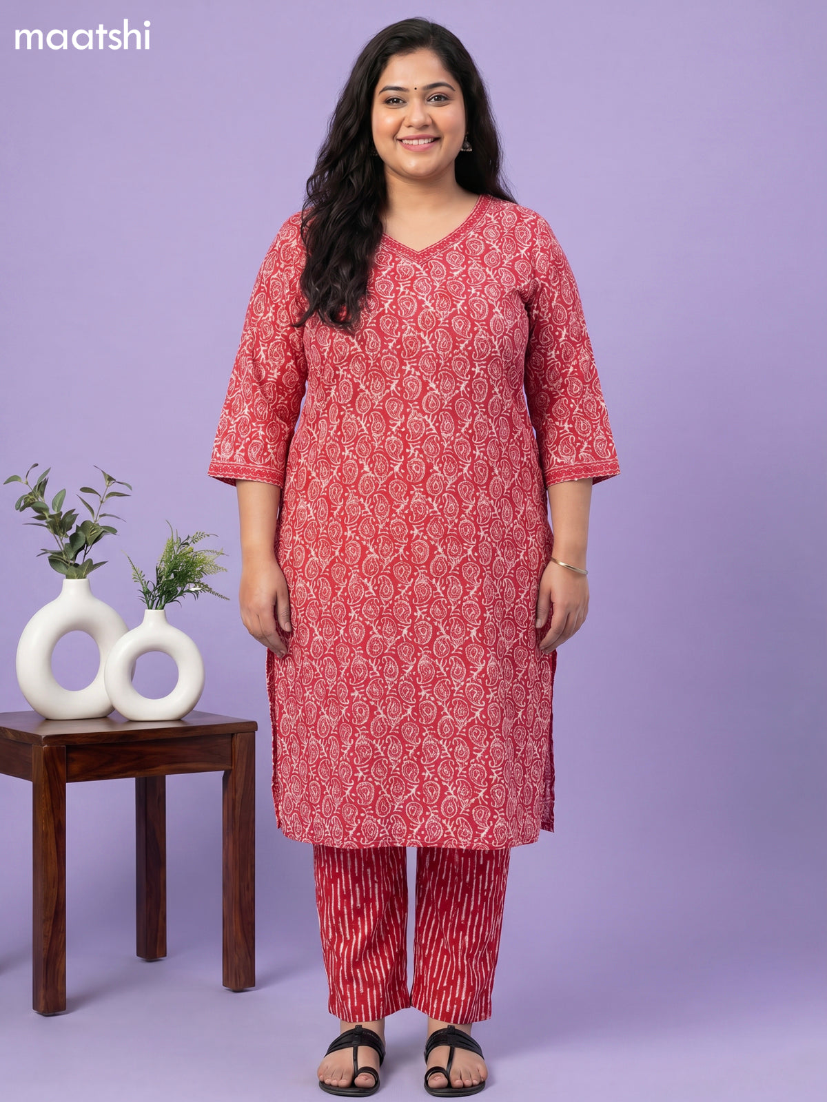 Red and Off White Cotton Batik Printed Straight Suit