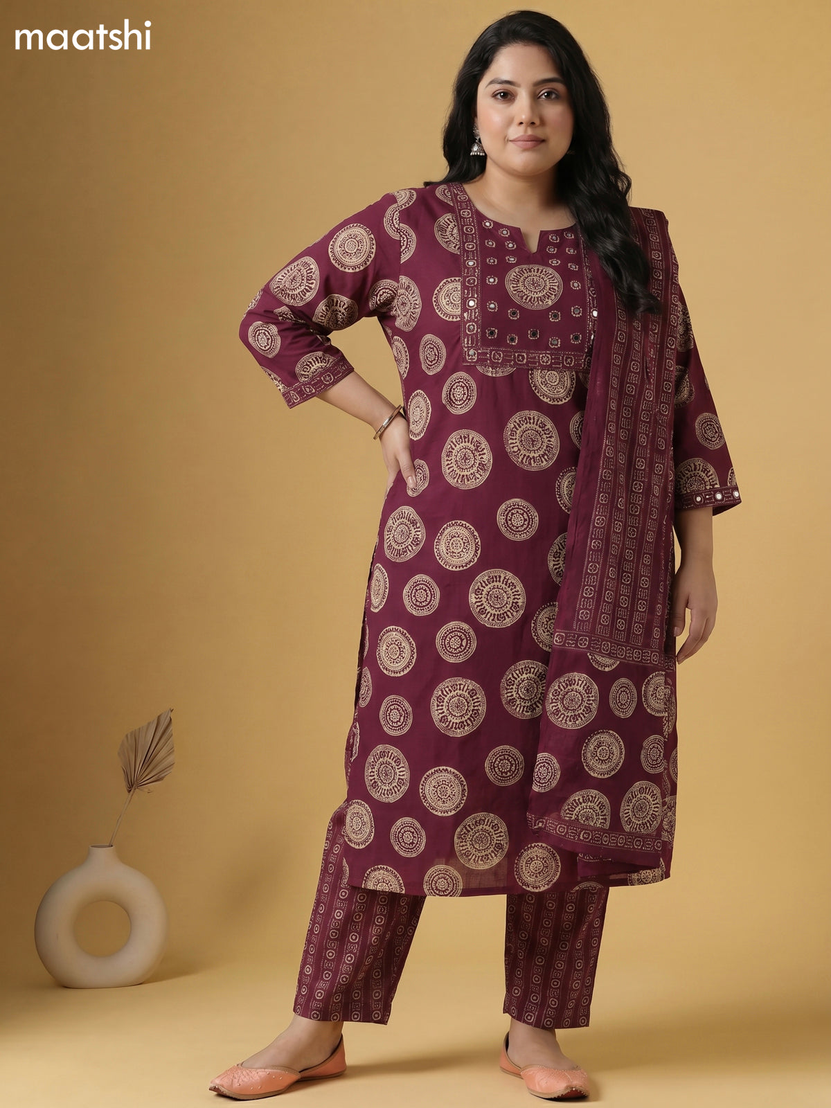 Magenta Pink and Beige Cotton Printed Straight Suit