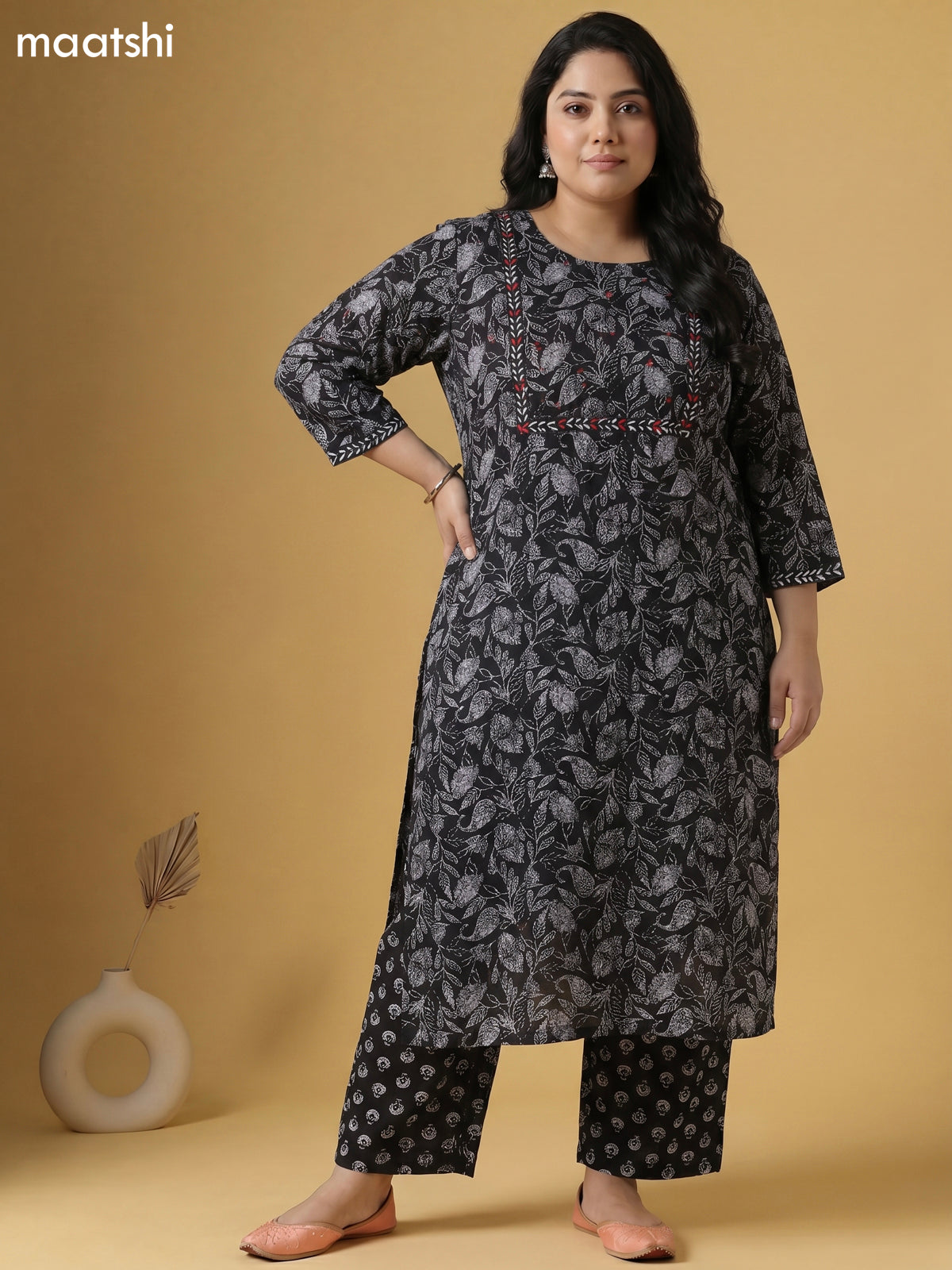 Black and Off White Cotton Floral Printed Straight Suit