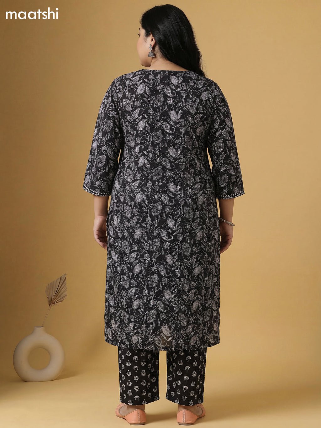 Black and Off White Cotton Floral Printed Straight Suit
