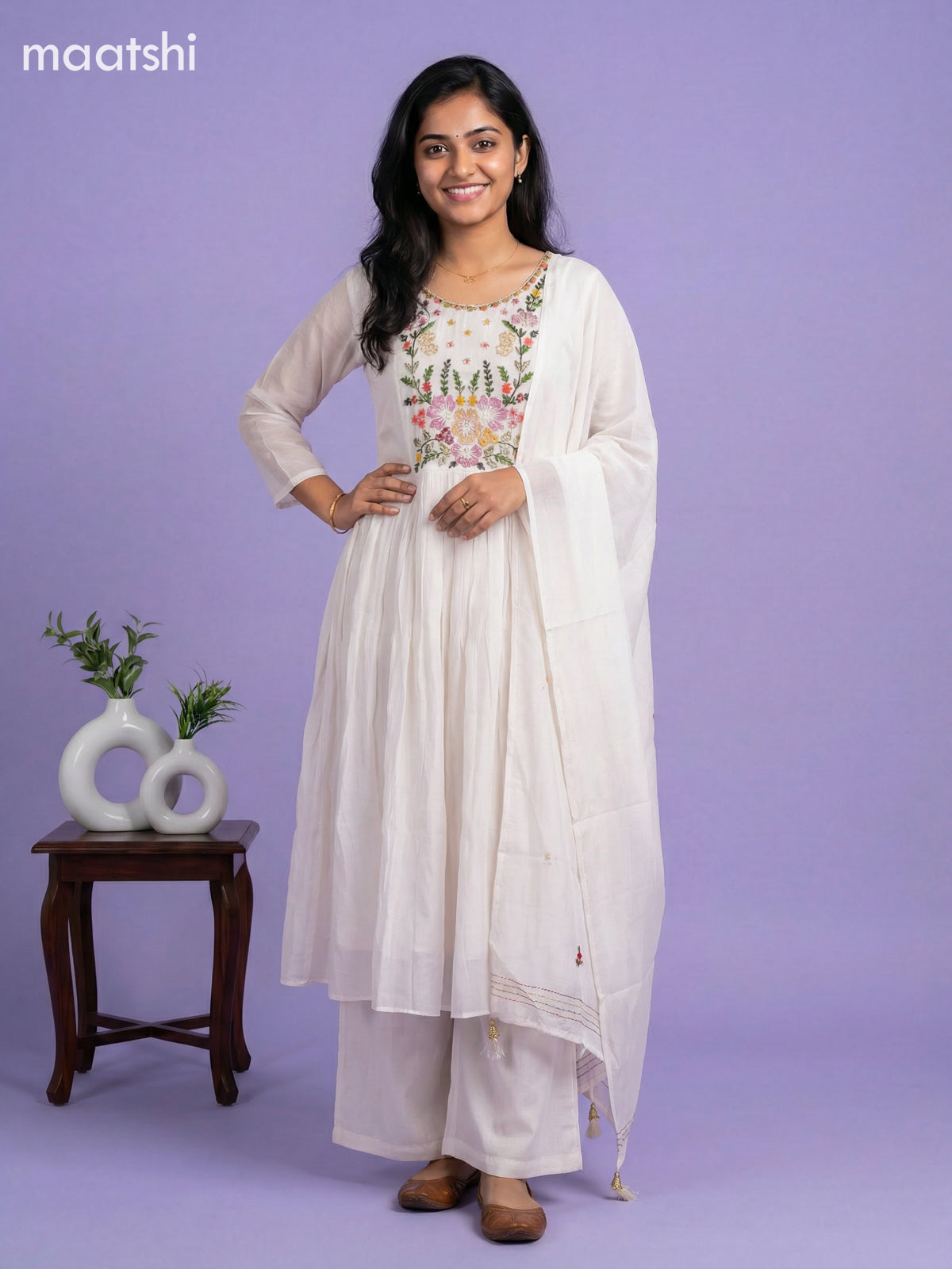 Off White Mul Chanderi Embroidery Work Anarkali Suit