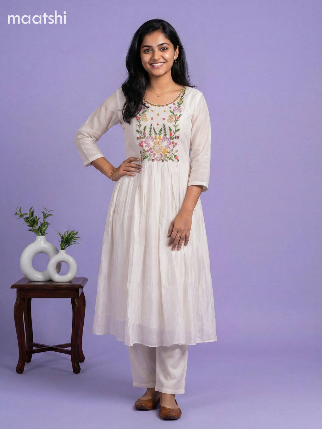 Off White Mul Chanderi Embroidery Work Anarkali Suit