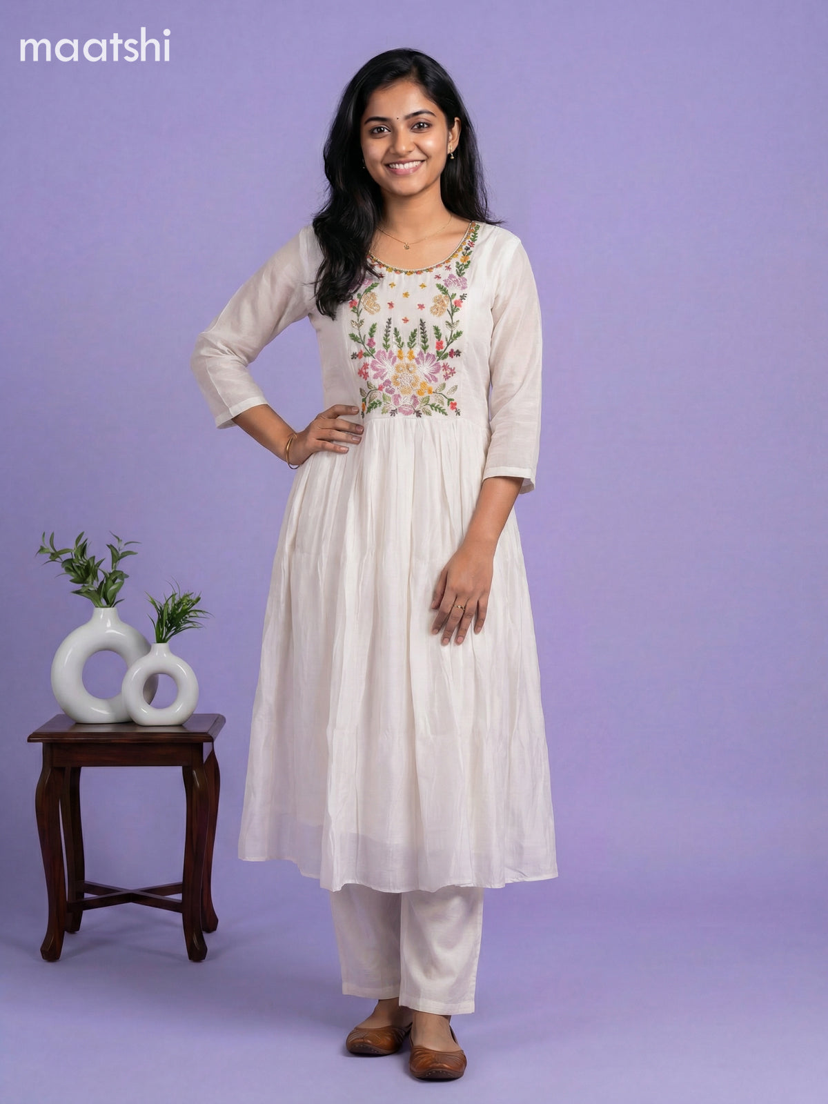 Off White Mul Chanderi Embroidery Work Anarkali Suit
