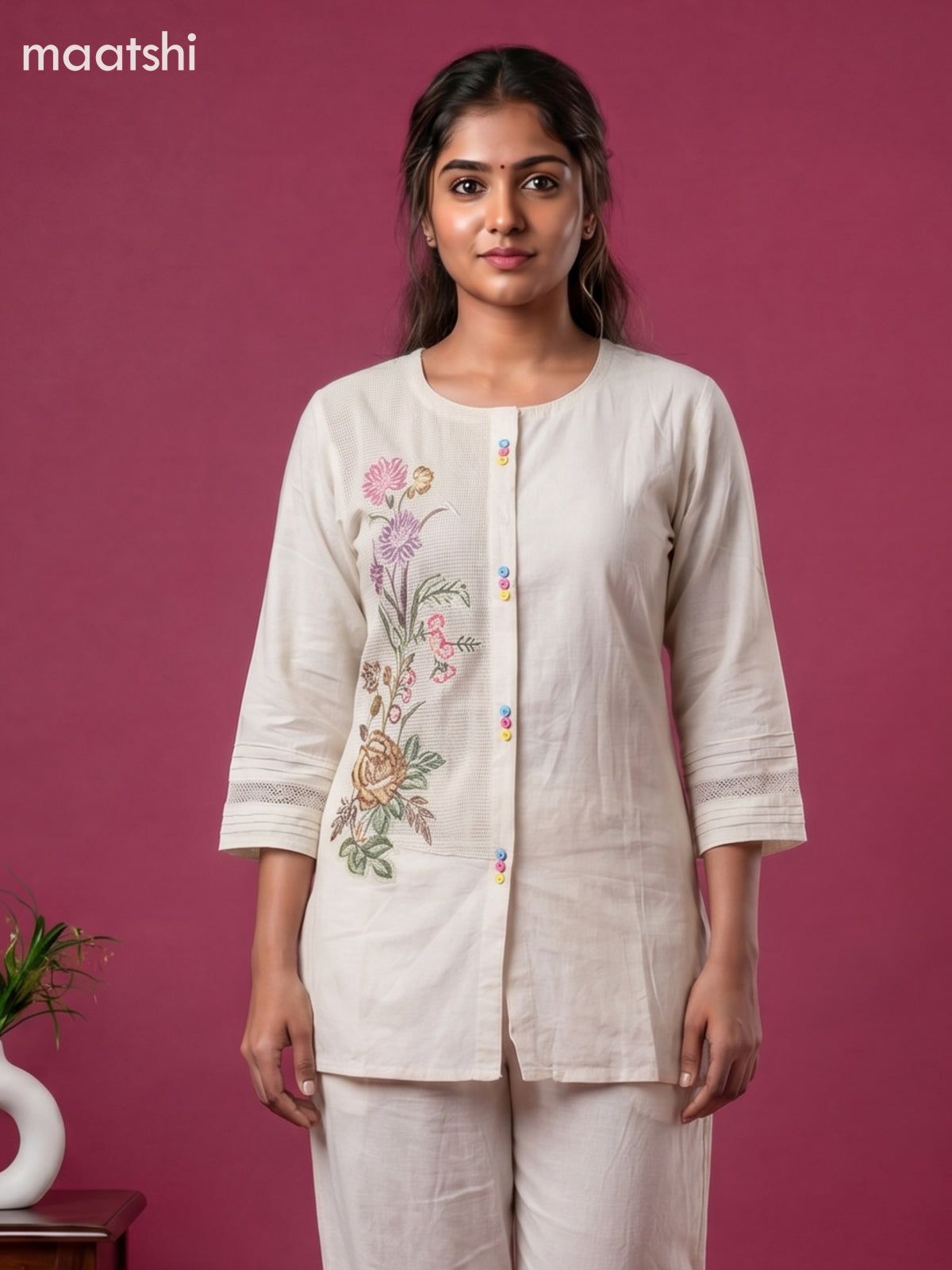 Off White Linen Cotton Floral Embroidery Work Co-Ord Set