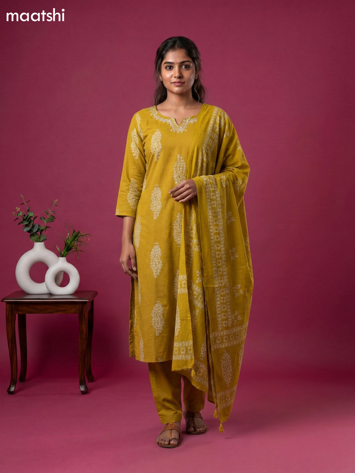 Mehandi Green Cotton Floral Printed Straight Suits