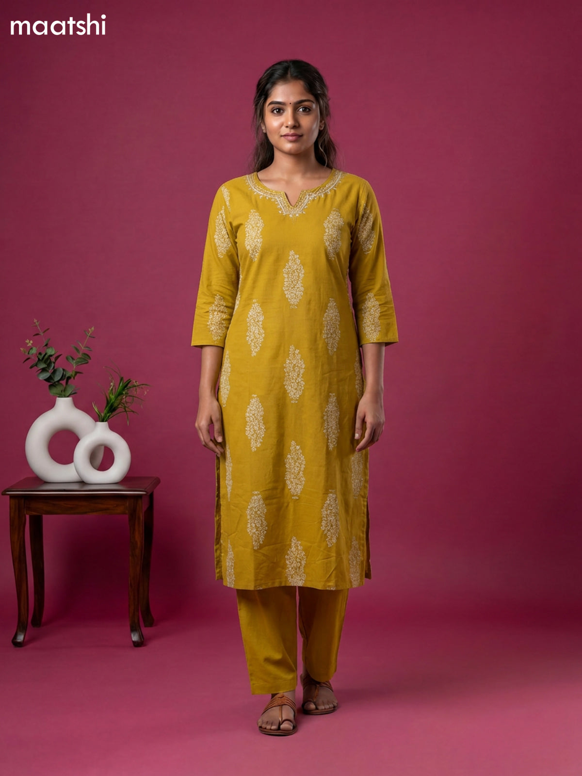 Mehandi Green Cotton Floral Printed Straight Suits