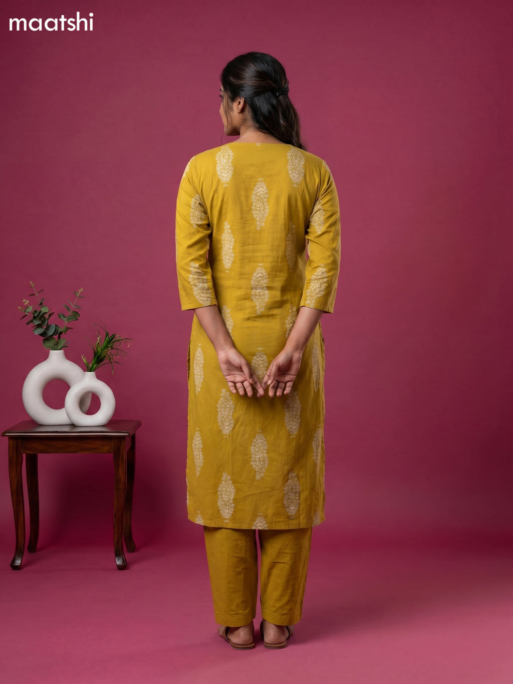 Mehandi Green Cotton Floral Printed Straight Suits