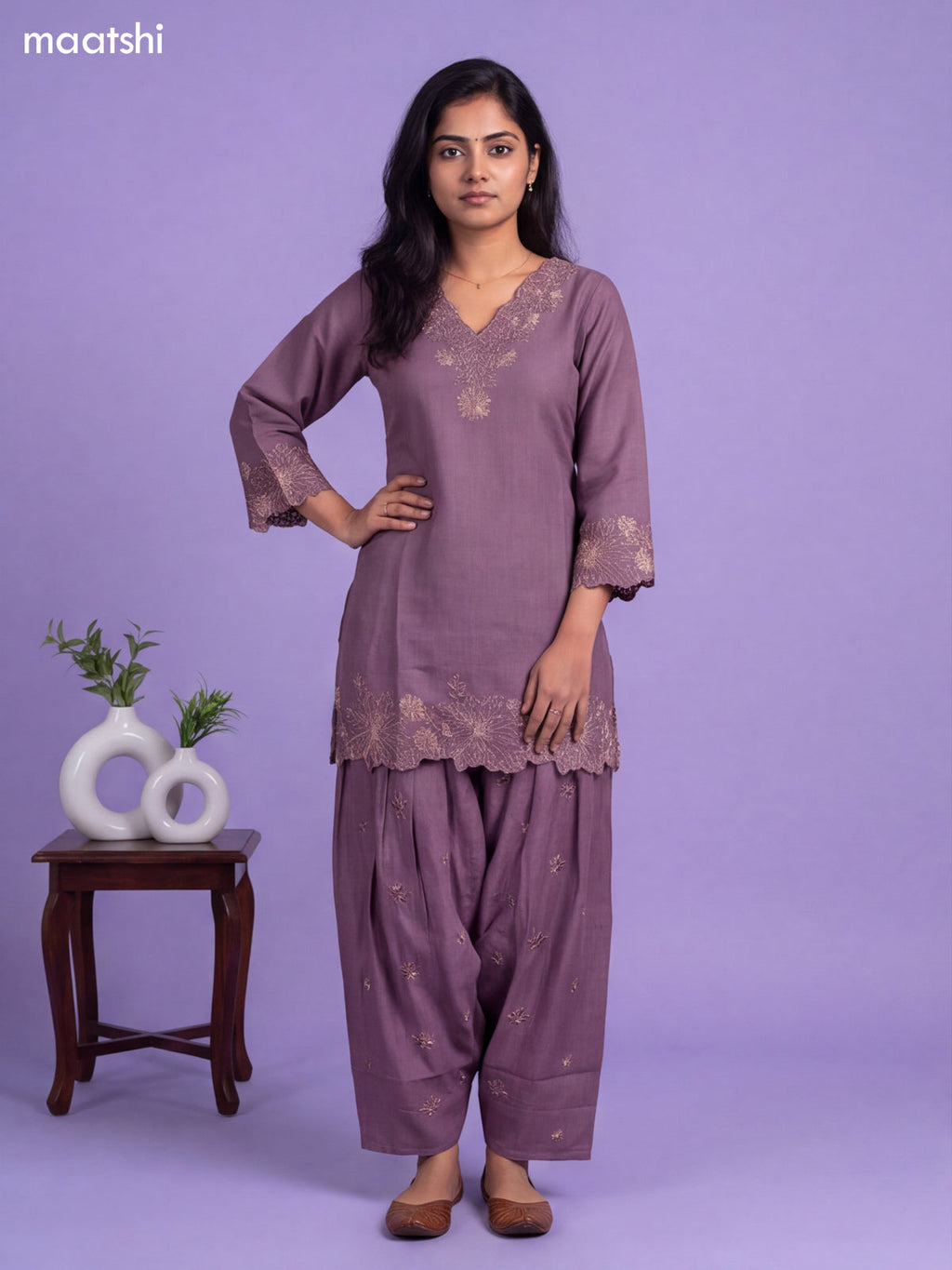 Lavender Linen Cotton Embroidery Work Neck Pattern Co-Ord Set