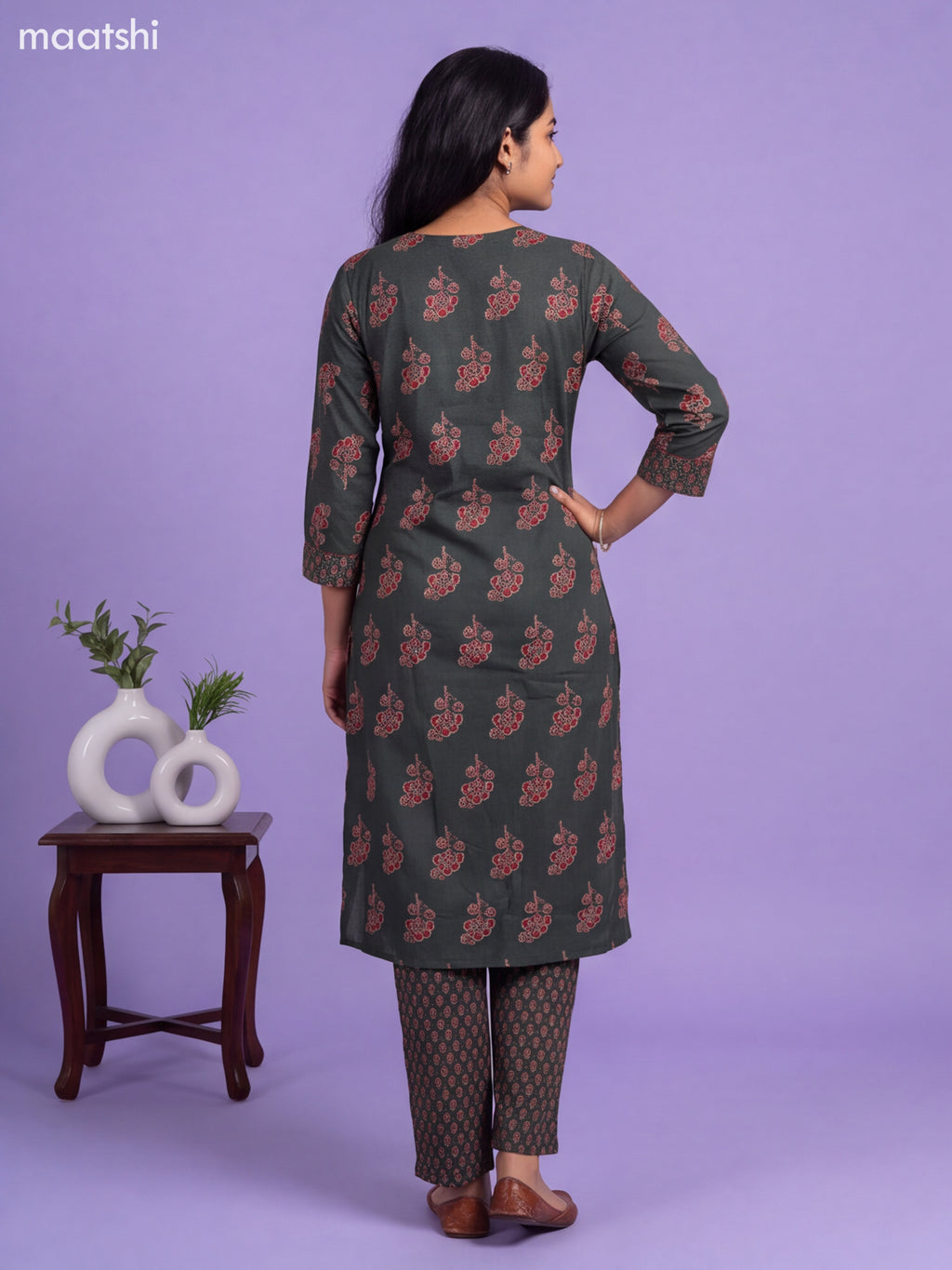 Sap Green Cotton Floral Printed Straight Suit